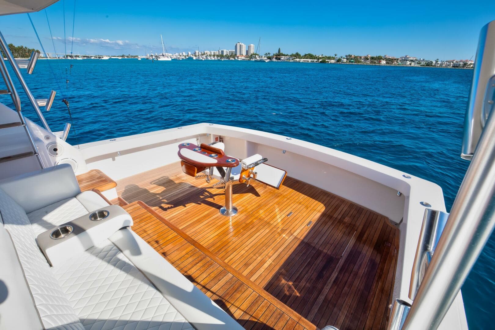 2007 Viking 56 Convertible — photo 23