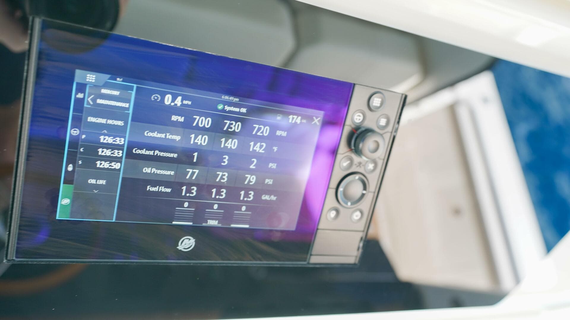 2024 Tiara Yachts 48 LS — photo 27