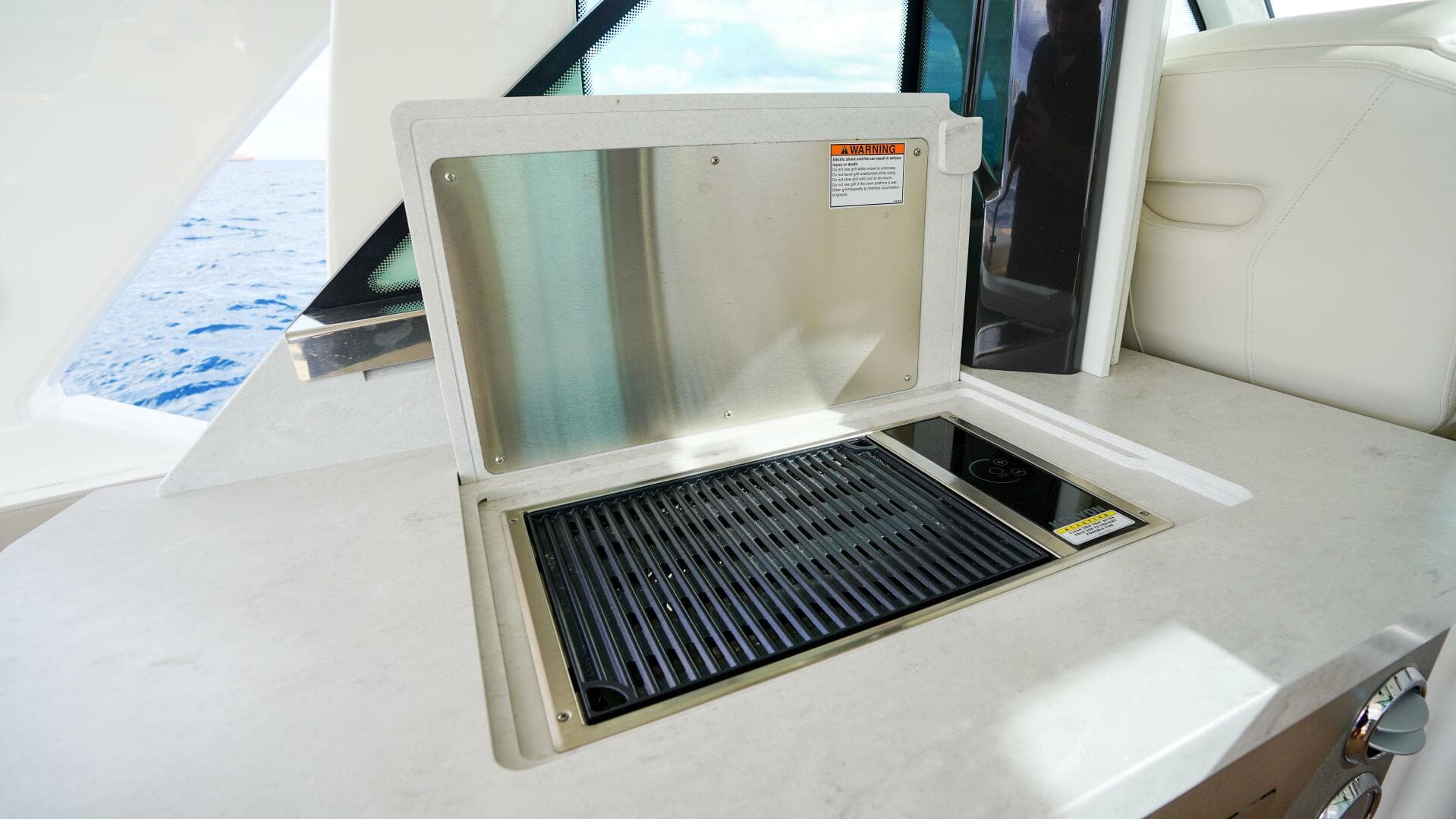 2024 Tiara Yachts 48 LS — photo 32