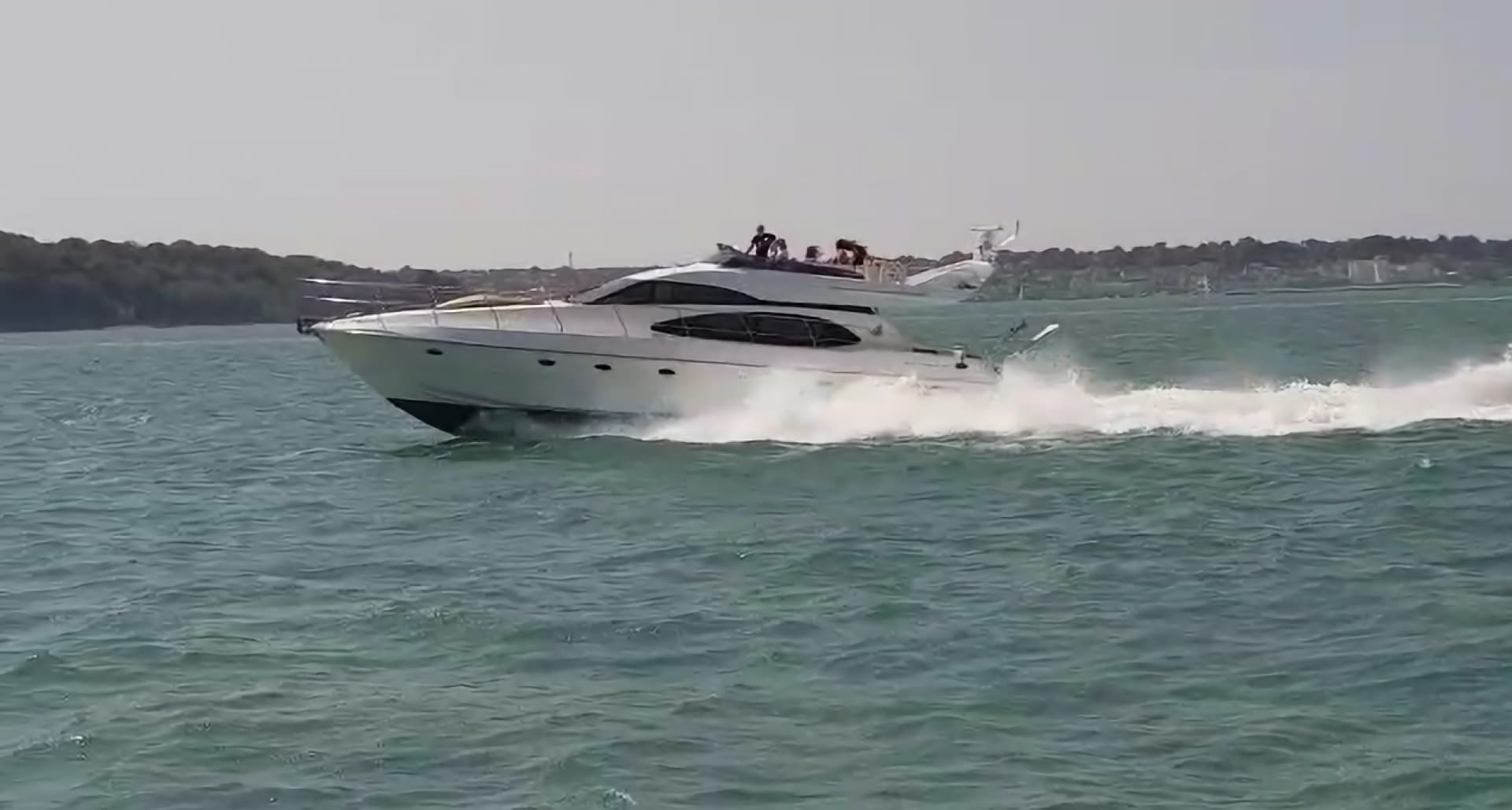 1999 Azimut 58