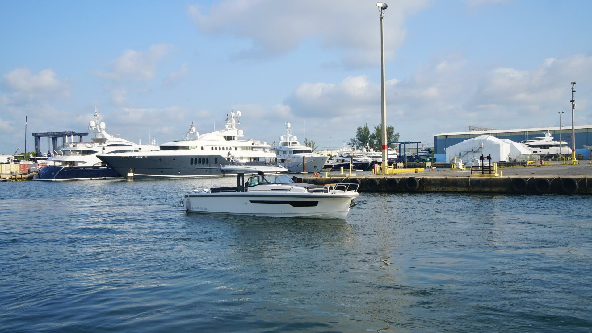 2024 Nimbus Tender 11 #258 — photo 3