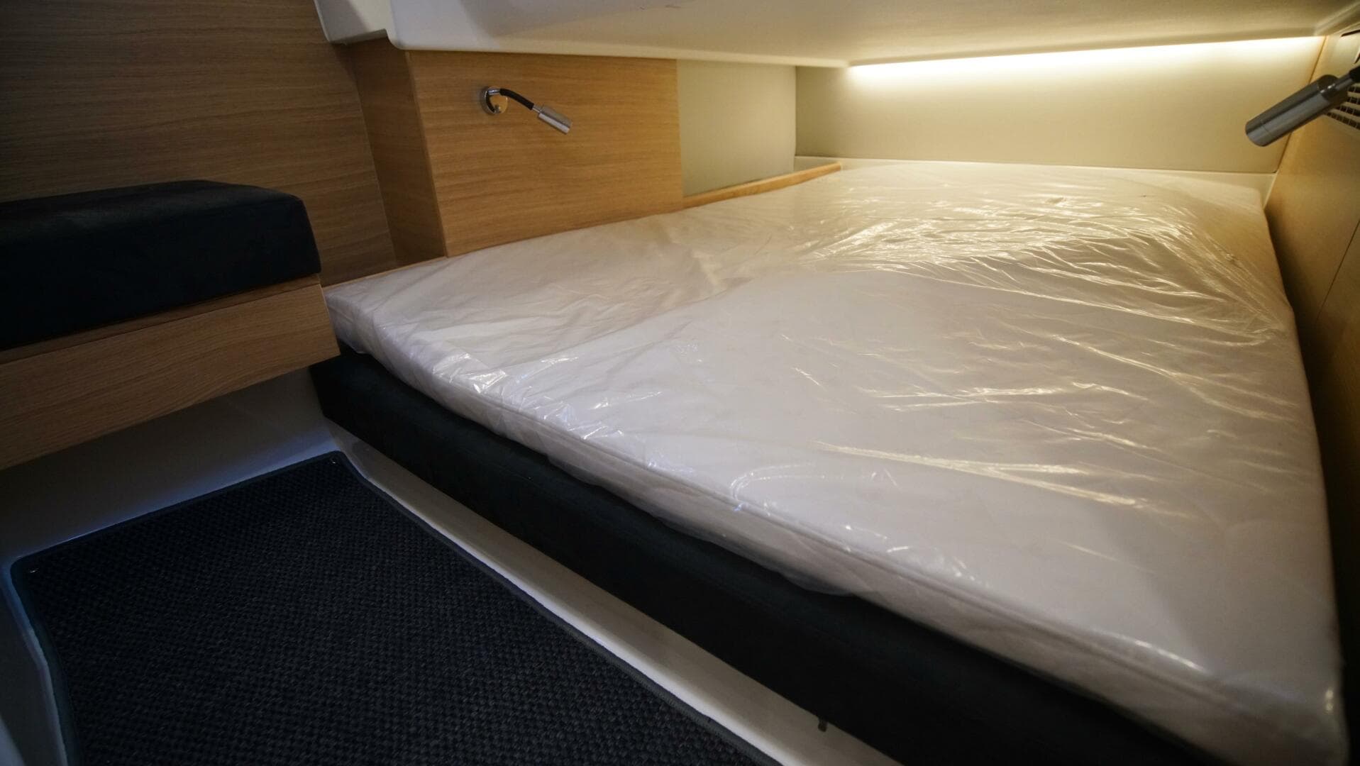 2024 Nimbus Tender 11 #258 — photo 7