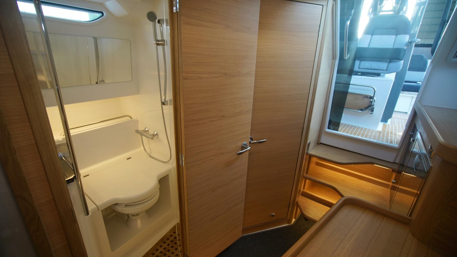 2024 Nimbus Tender 11 #258 — photo 10