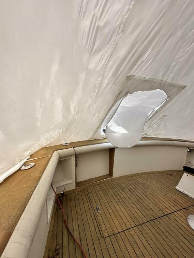 1990 Ocean Yachts — photo 13