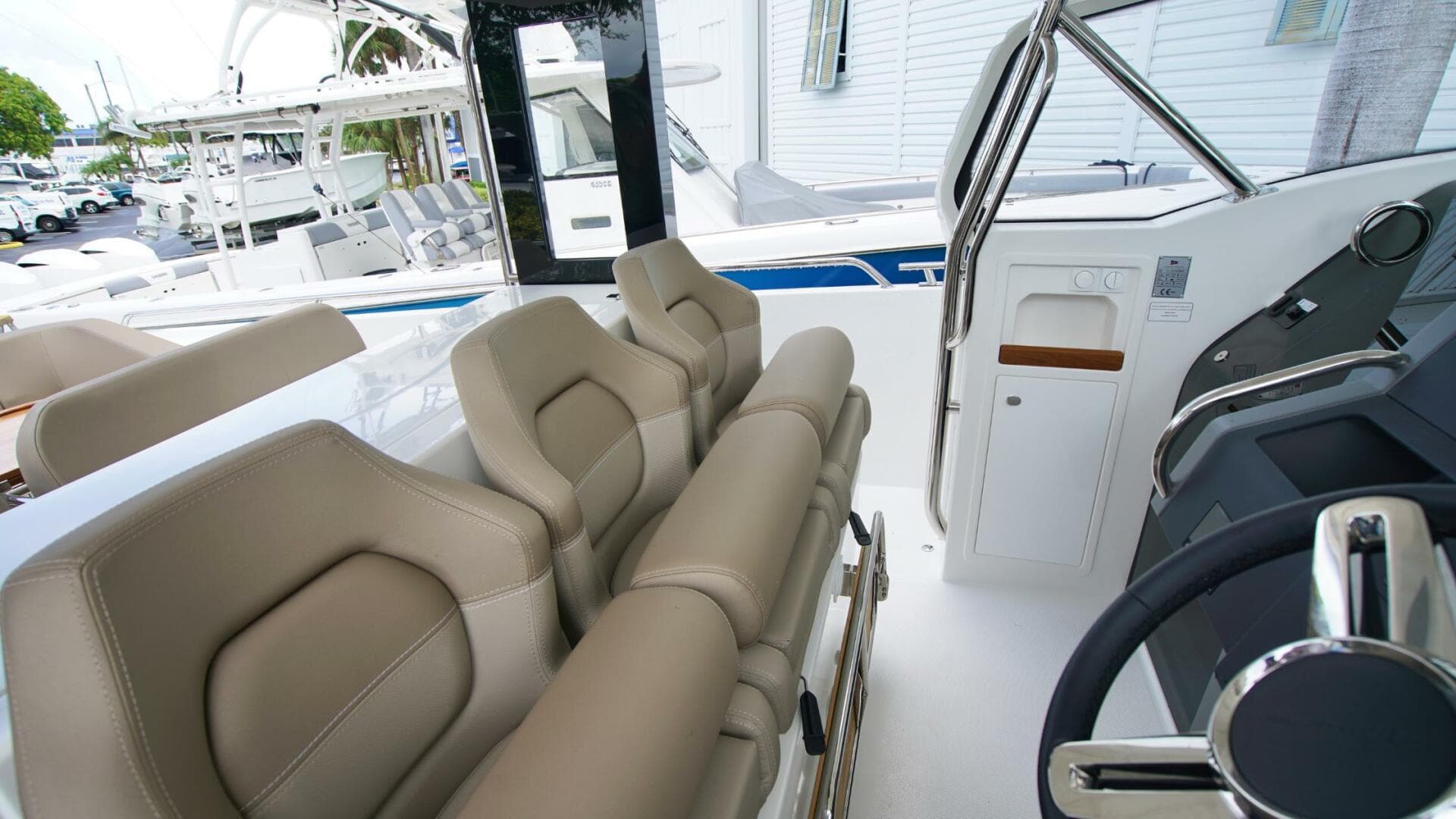 2024 Nimbus Tender 11 #289 — photo 10