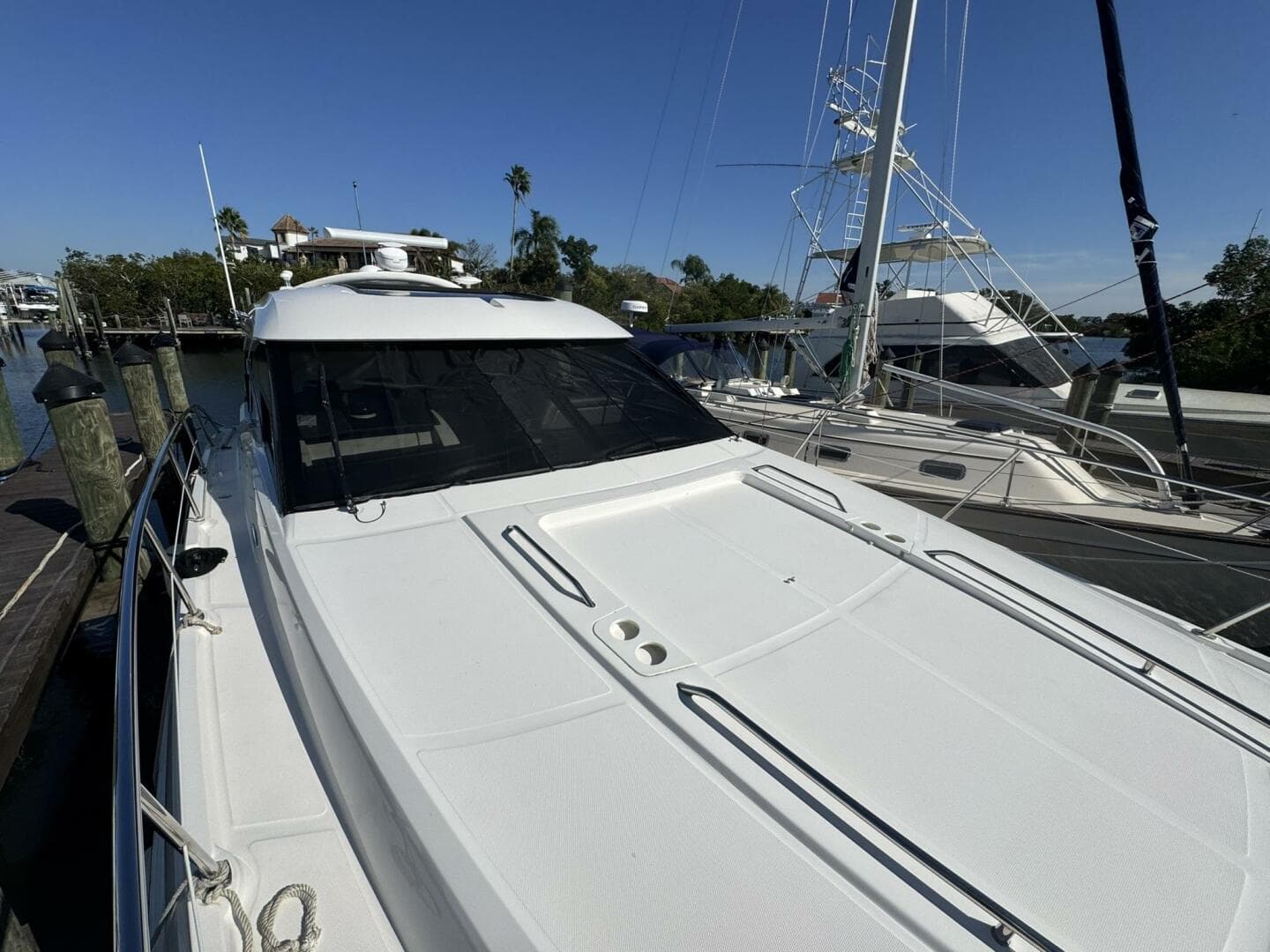 2016 Sea Ray 470 Sundancer — photo 36