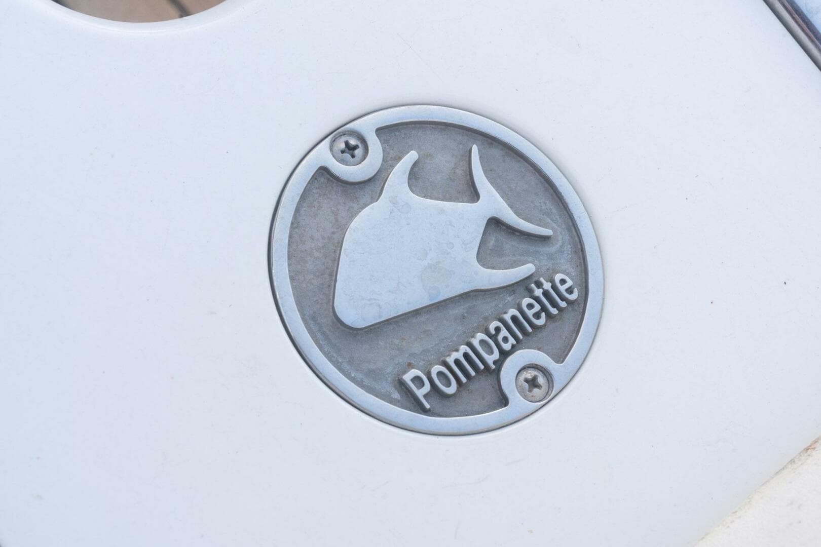 2005 Cabo 40 Express — photo 44