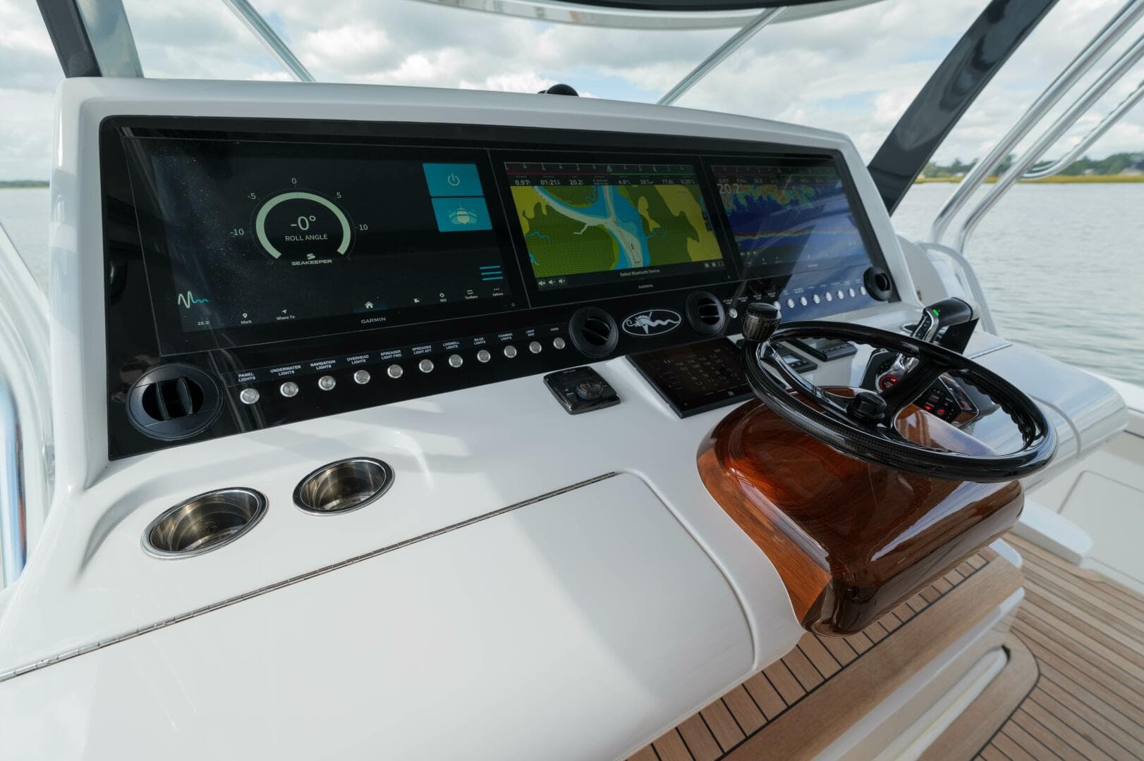 2024 Valhalla Boatworks V-55 — photo 18