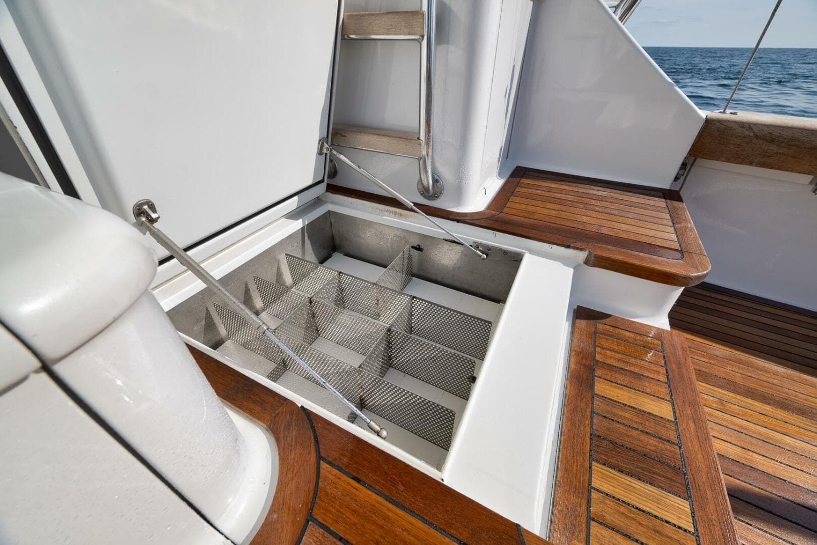 2002 Weaver Convertible — photo 39