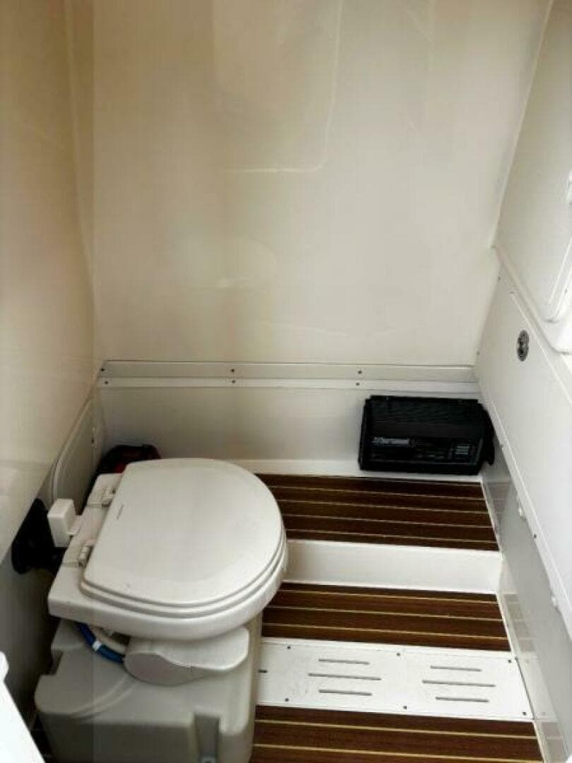 2019 Scout 255 LXF — photo 12