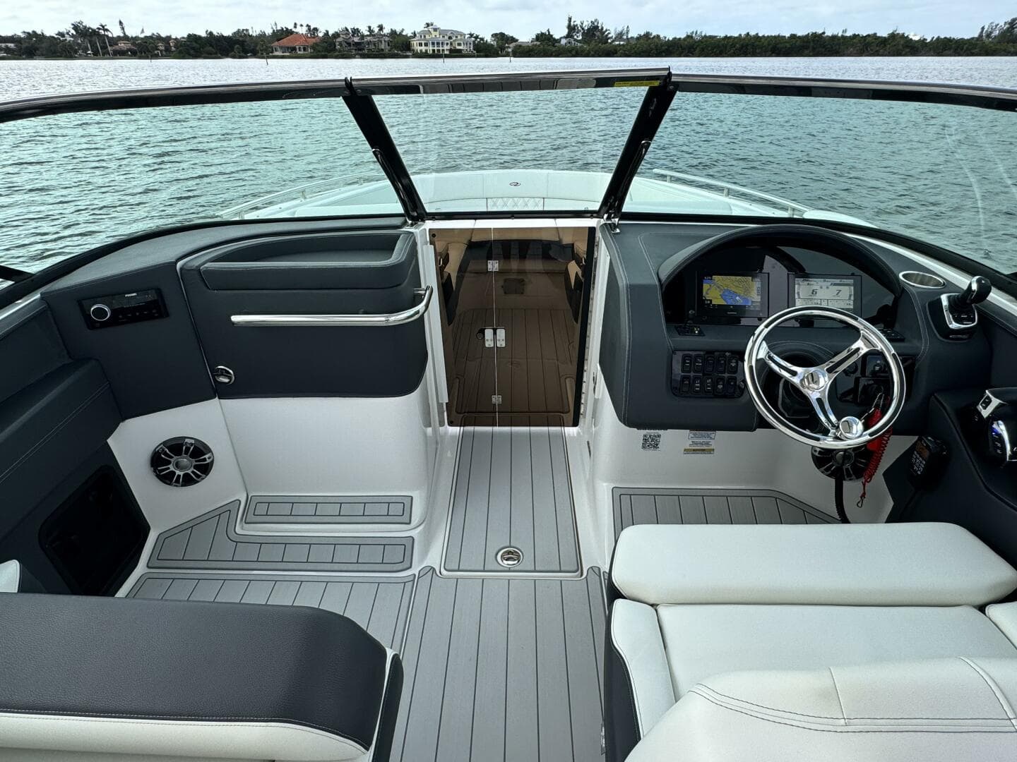 2023 Regal 29 Obx — photo 29