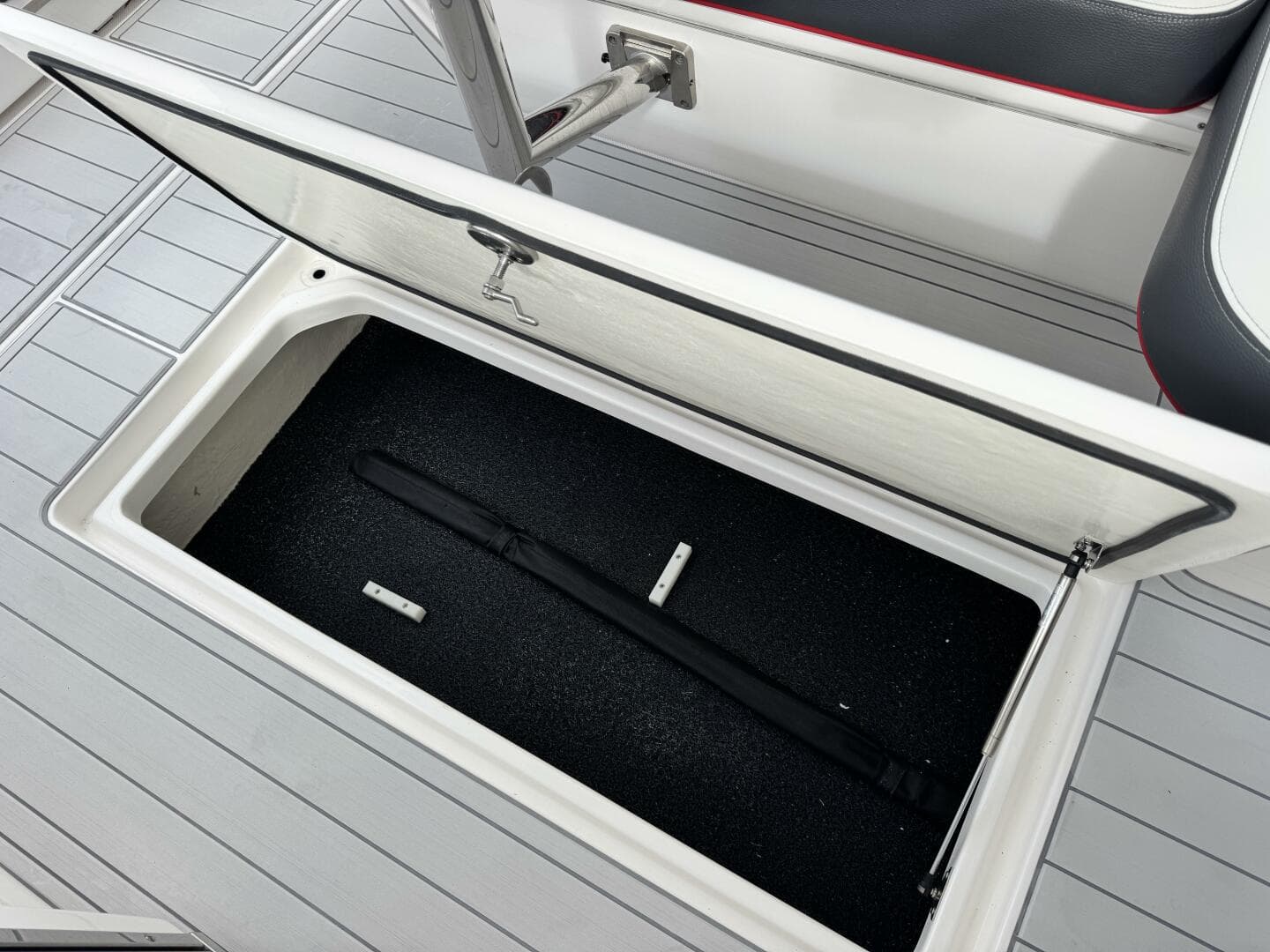 2023 Regal 29 Obx — photo 46