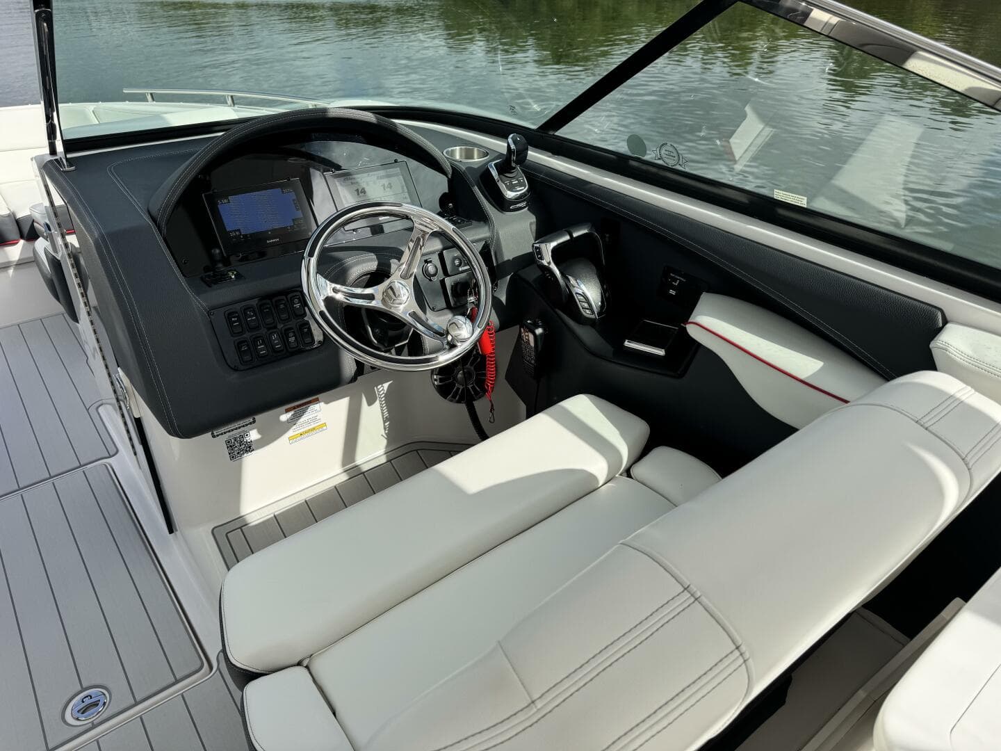 2023 Regal 29 Obx — photo 15