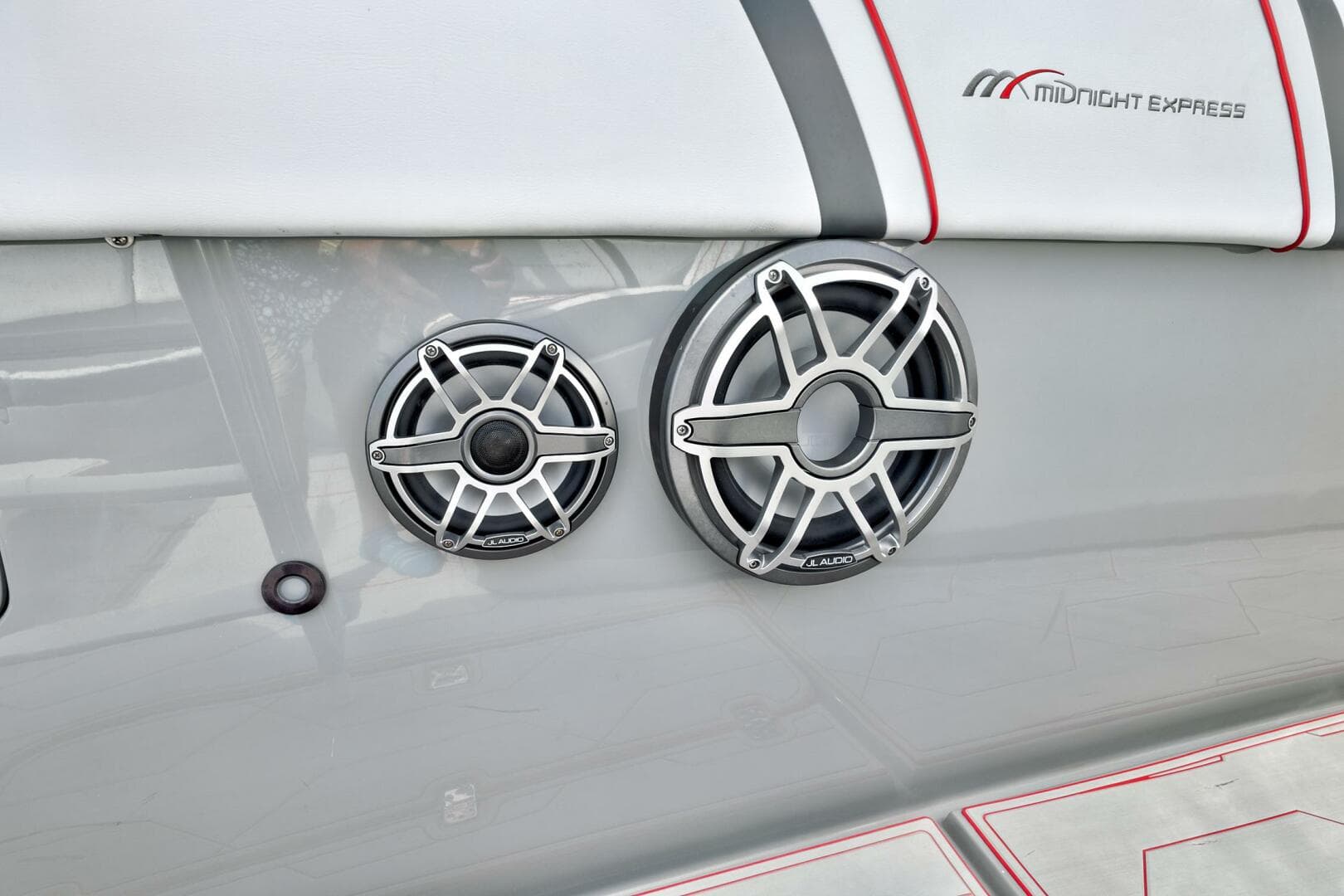 2023 Midnight Express 43 Open — photo 18