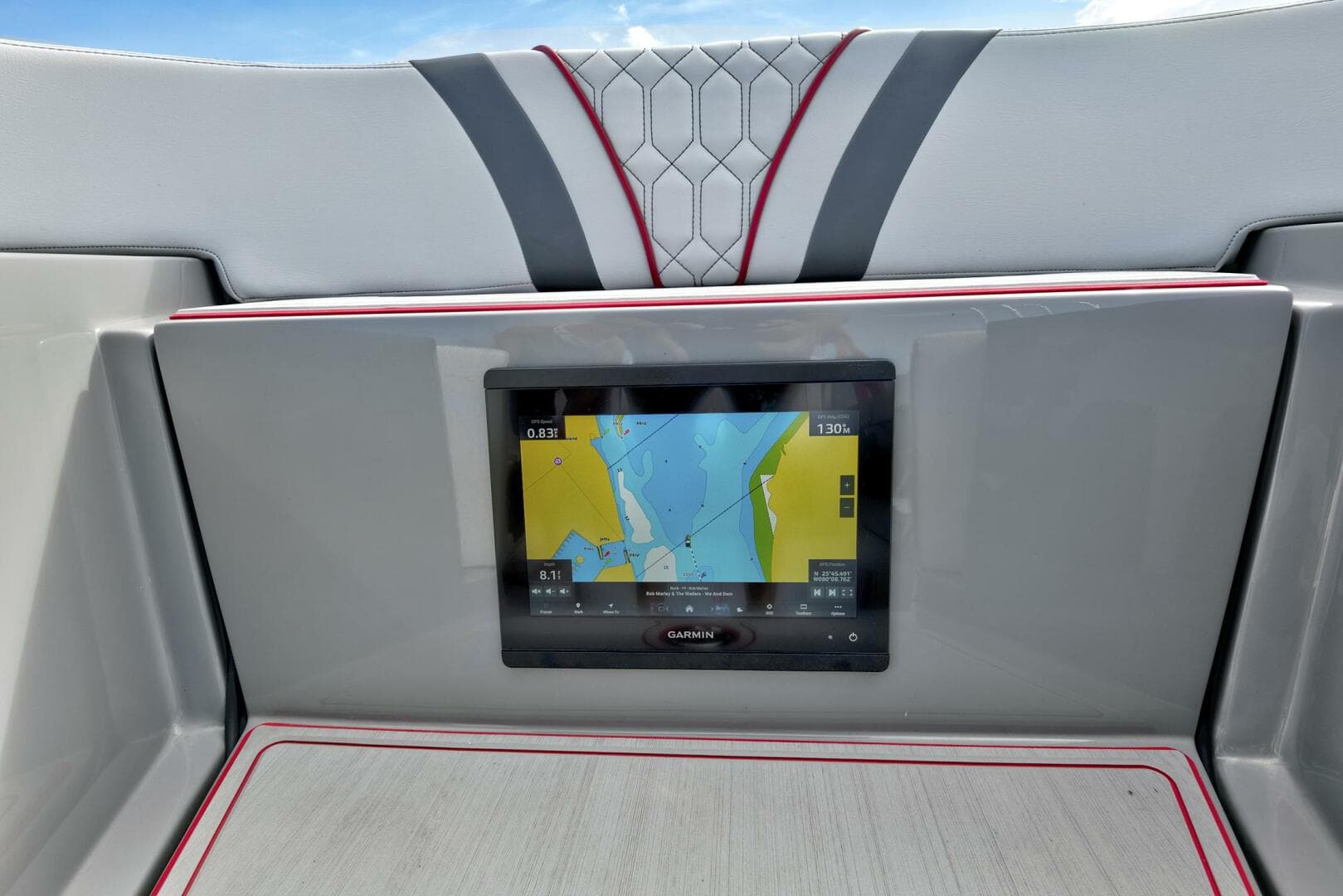 2023 Midnight Express 43 Open — photo 15