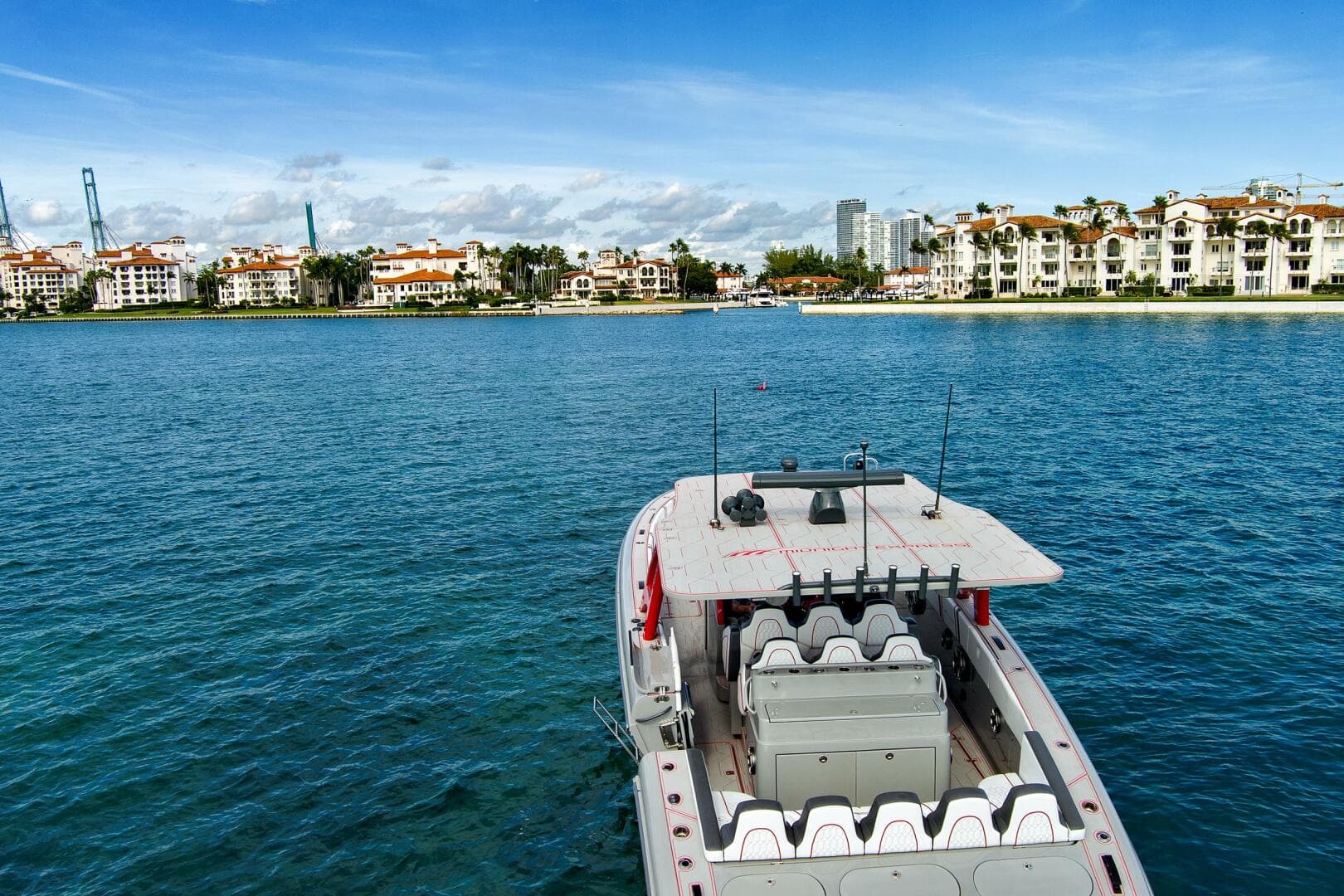 2023 Midnight Express 43 Open — photo 8