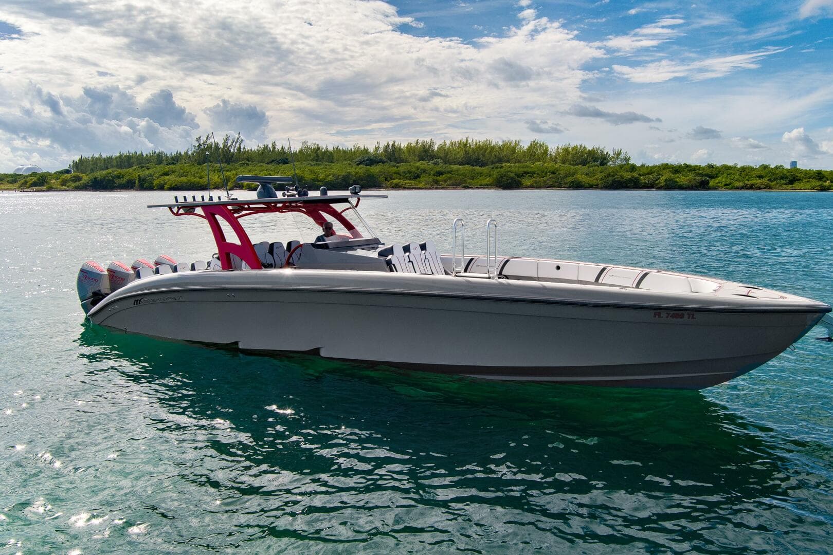 2023 Midnight Express 43 Open — photo 9