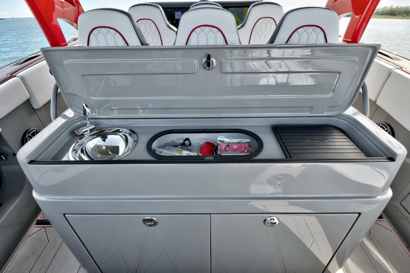 2023 Midnight Express 43 Open — photo 30