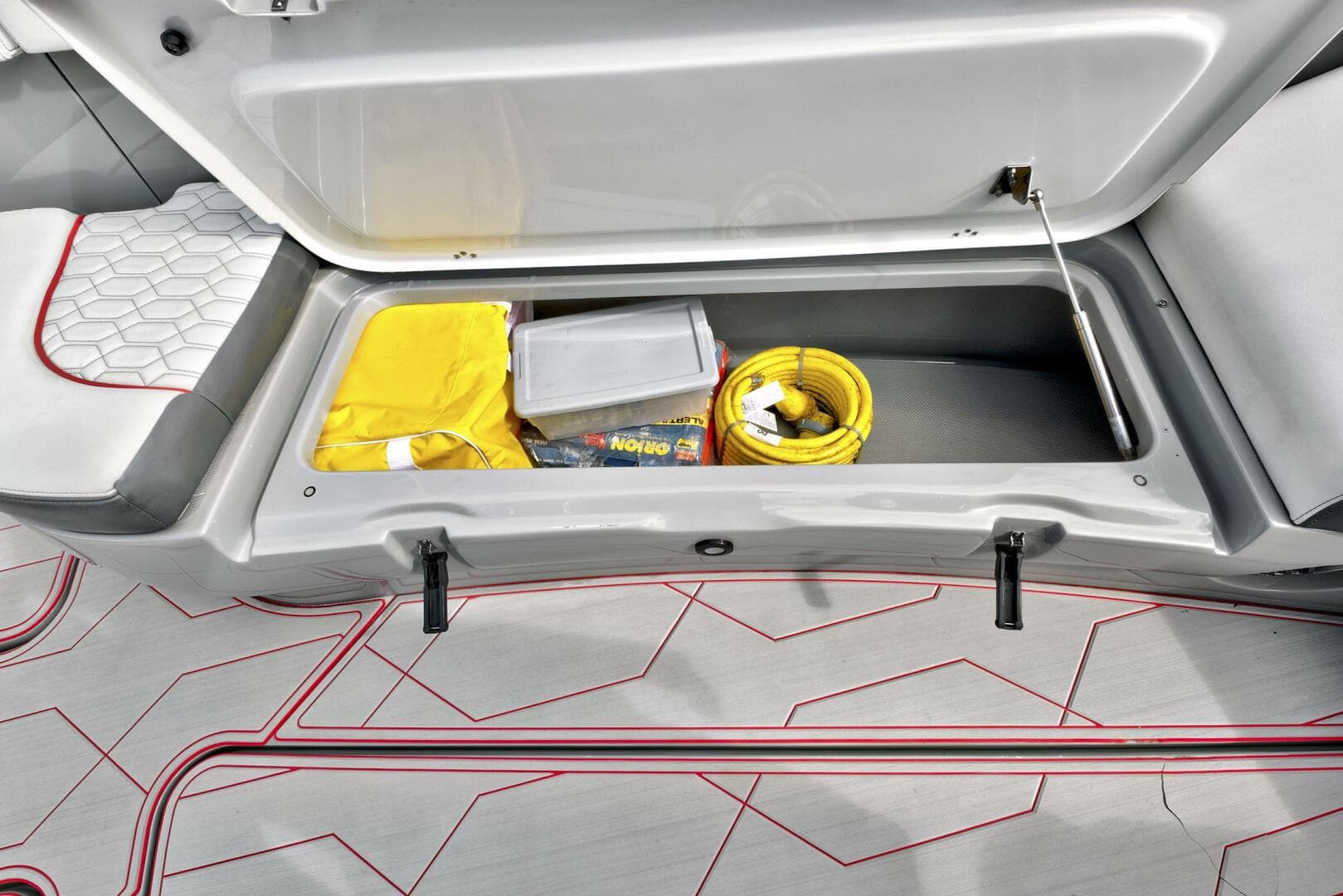 2023 Midnight Express 43 Open — photo 31