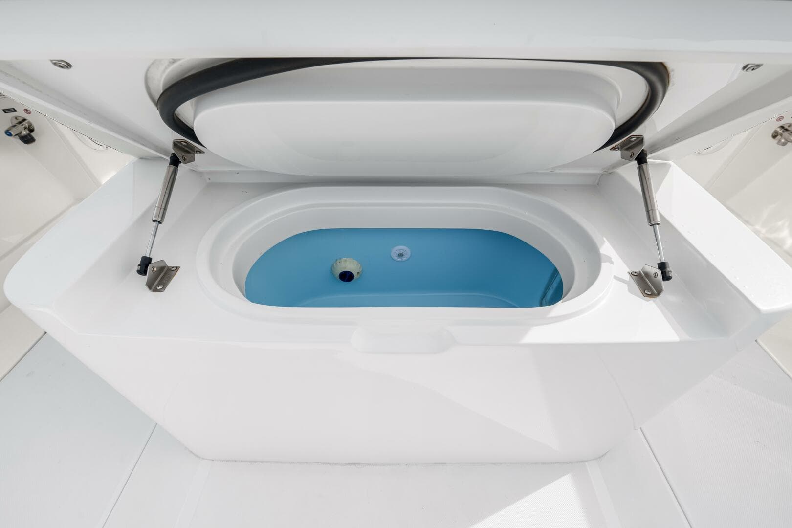 2025 Jupiter 34 Hfs — photo 11