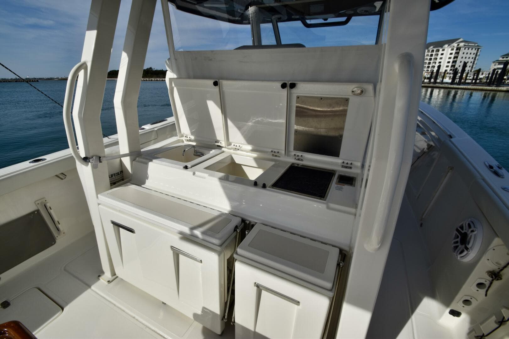 2022 Pursuit S358 — photo 53