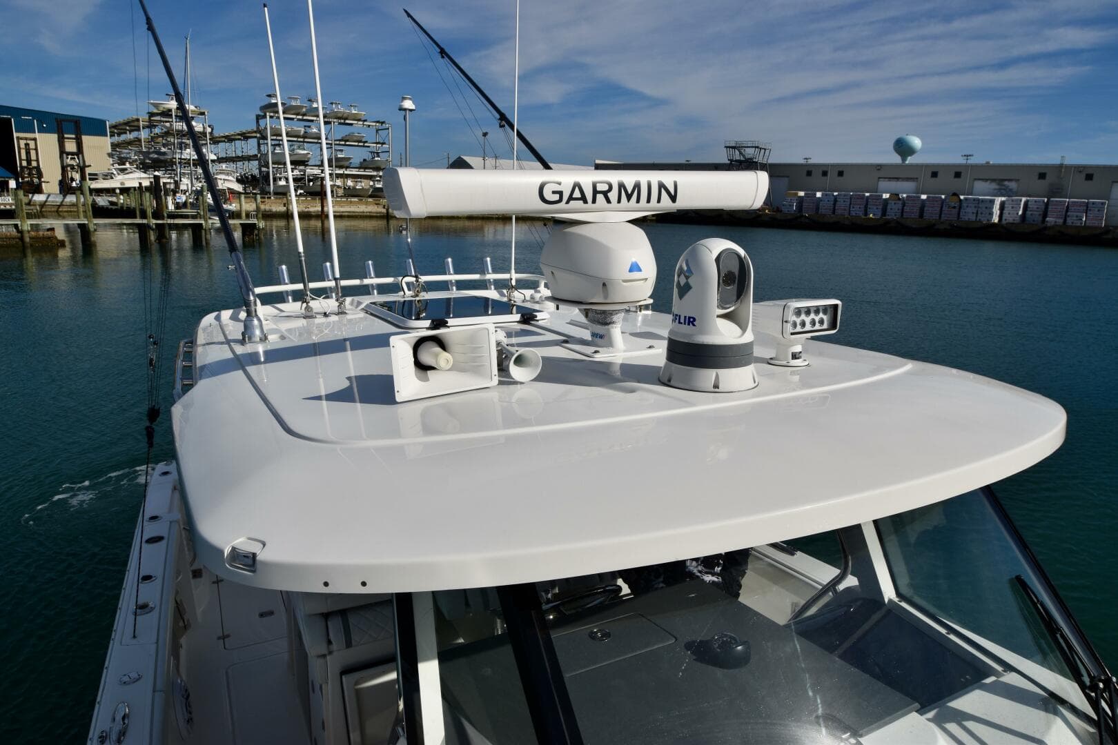 2022 Pursuit S358 — photo 70