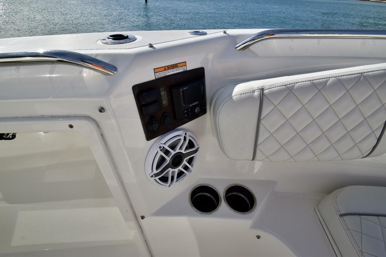 2022 Pursuit S358 — photo 24