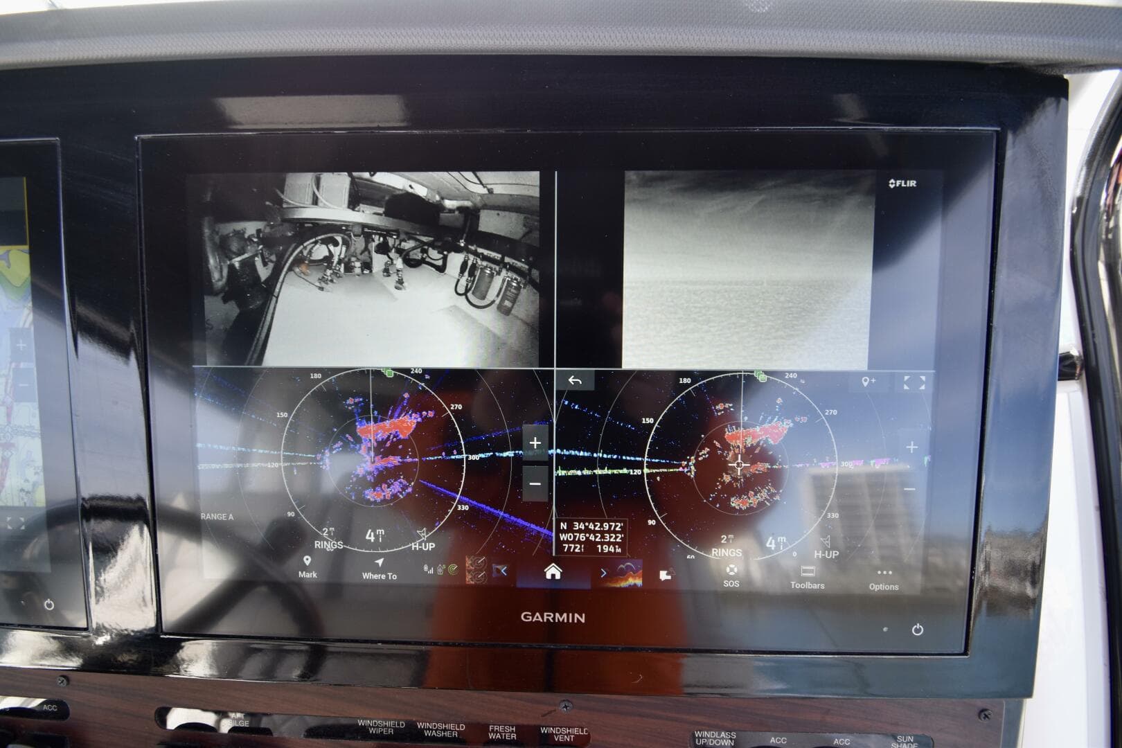 2022 Pursuit S358 — photo 34