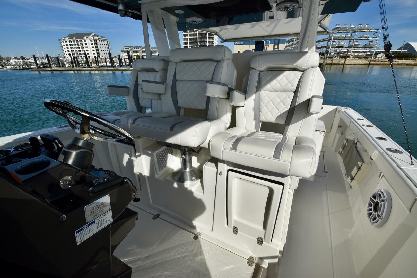 2022 Pursuit S358 — photo 40