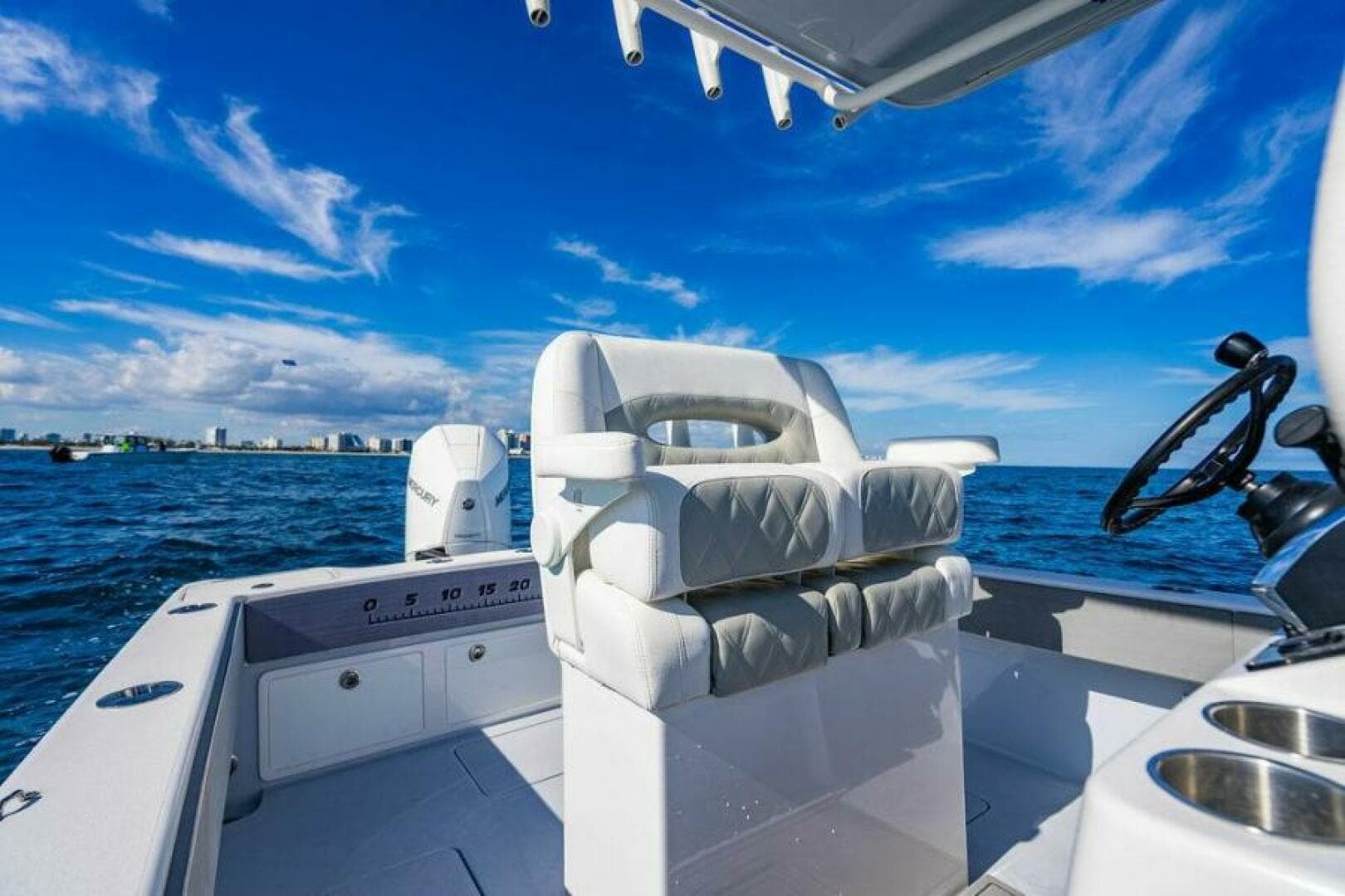 2026 Reef Runner 230 — photo 25