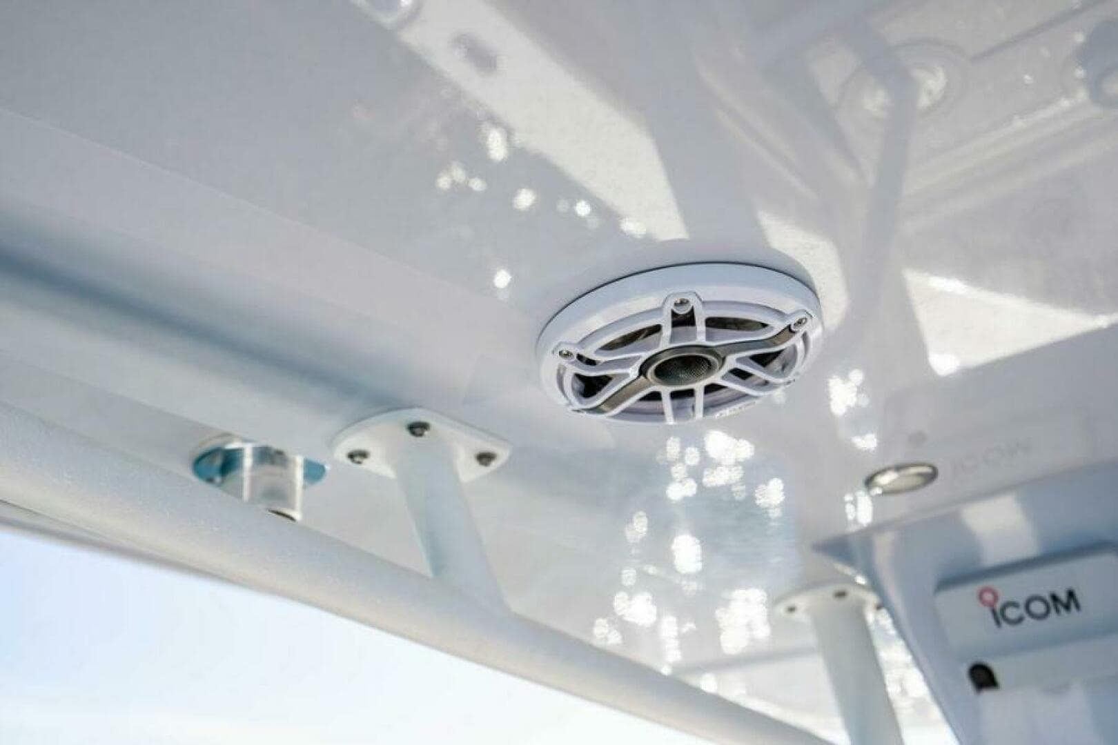 2026 Reef Runner 230 — photo 21