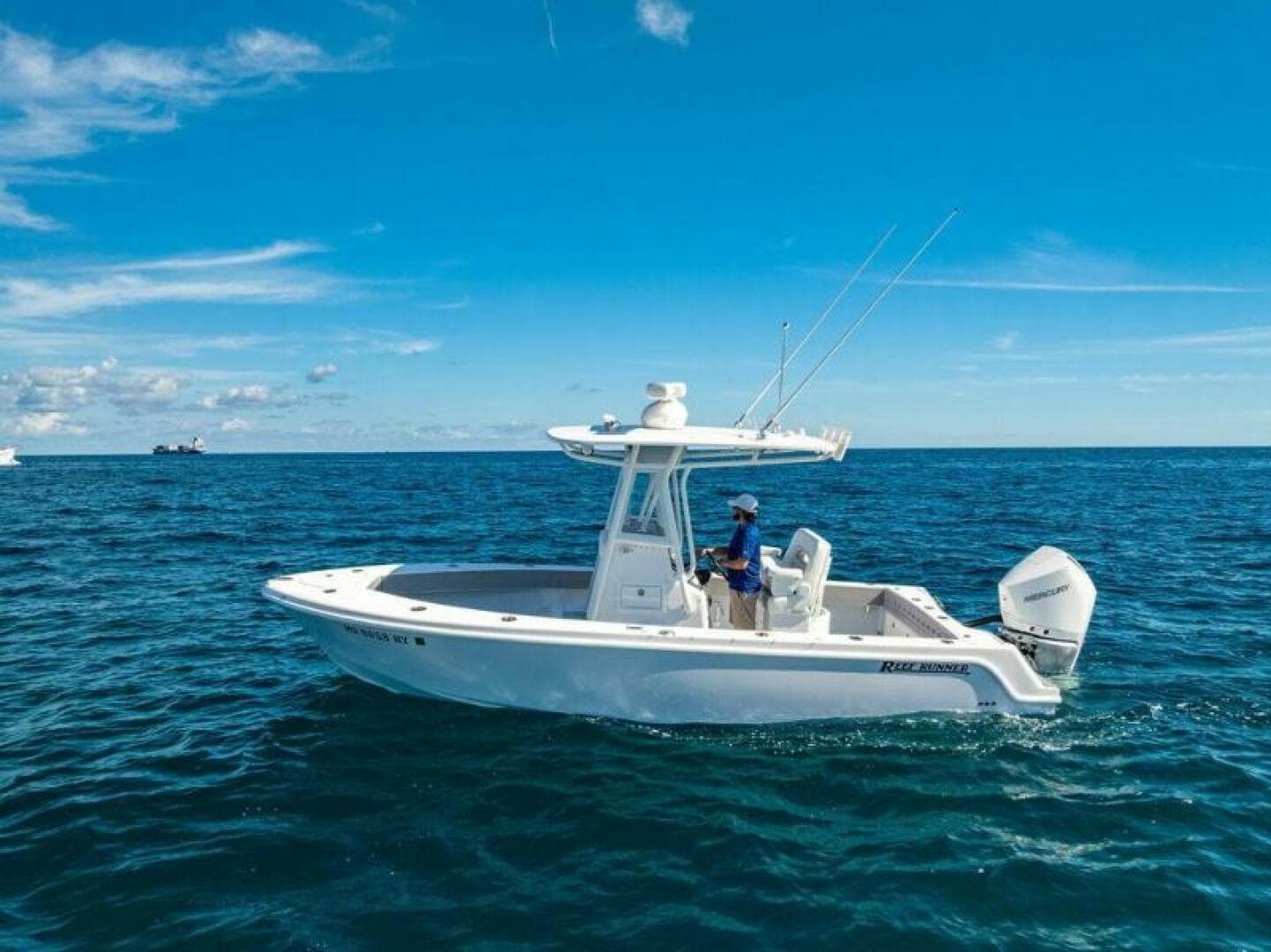 2026 Reef Runner 230 — photo 2