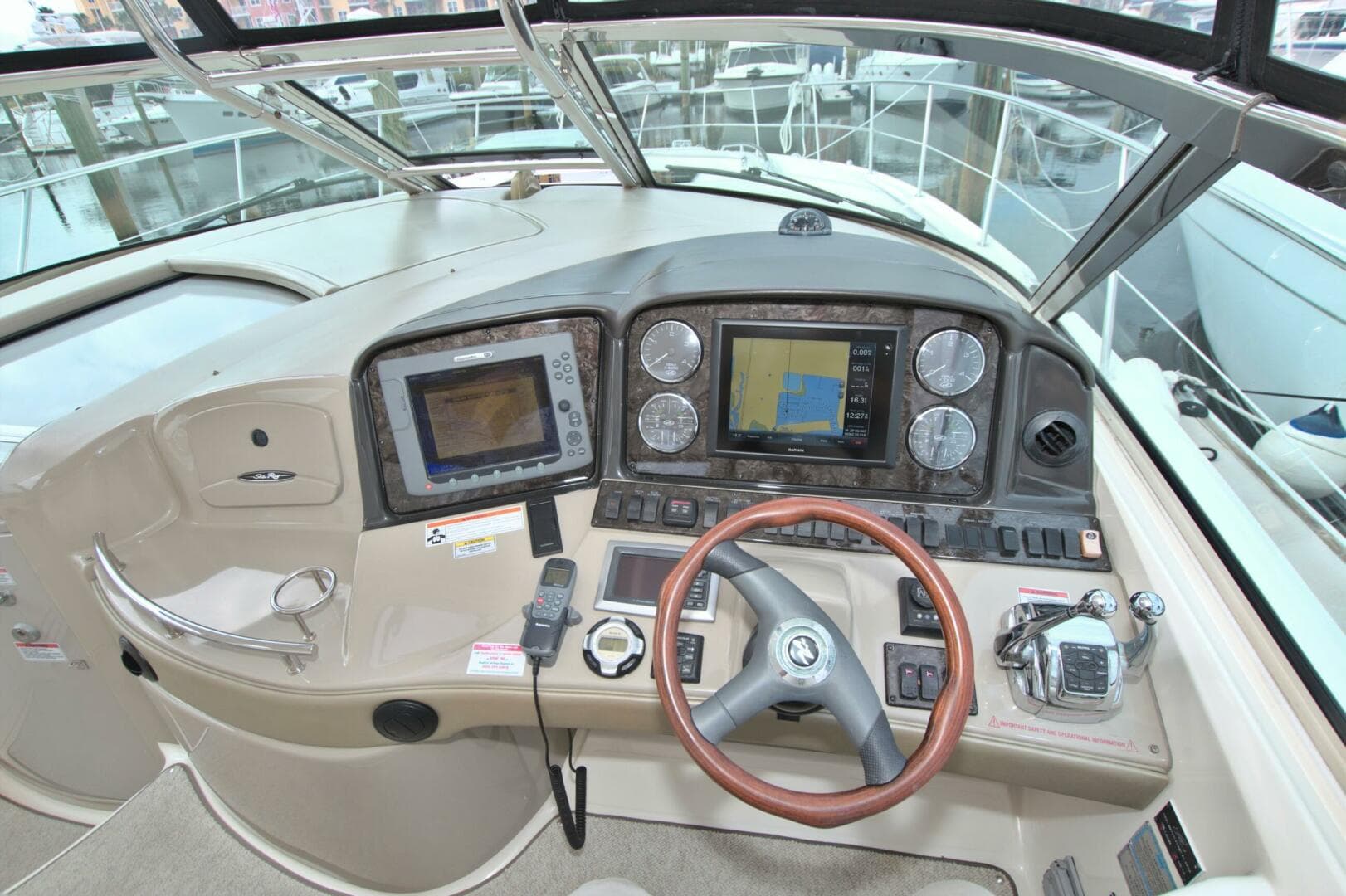 2009 Sea Ray 44 Sundancer — photo 29