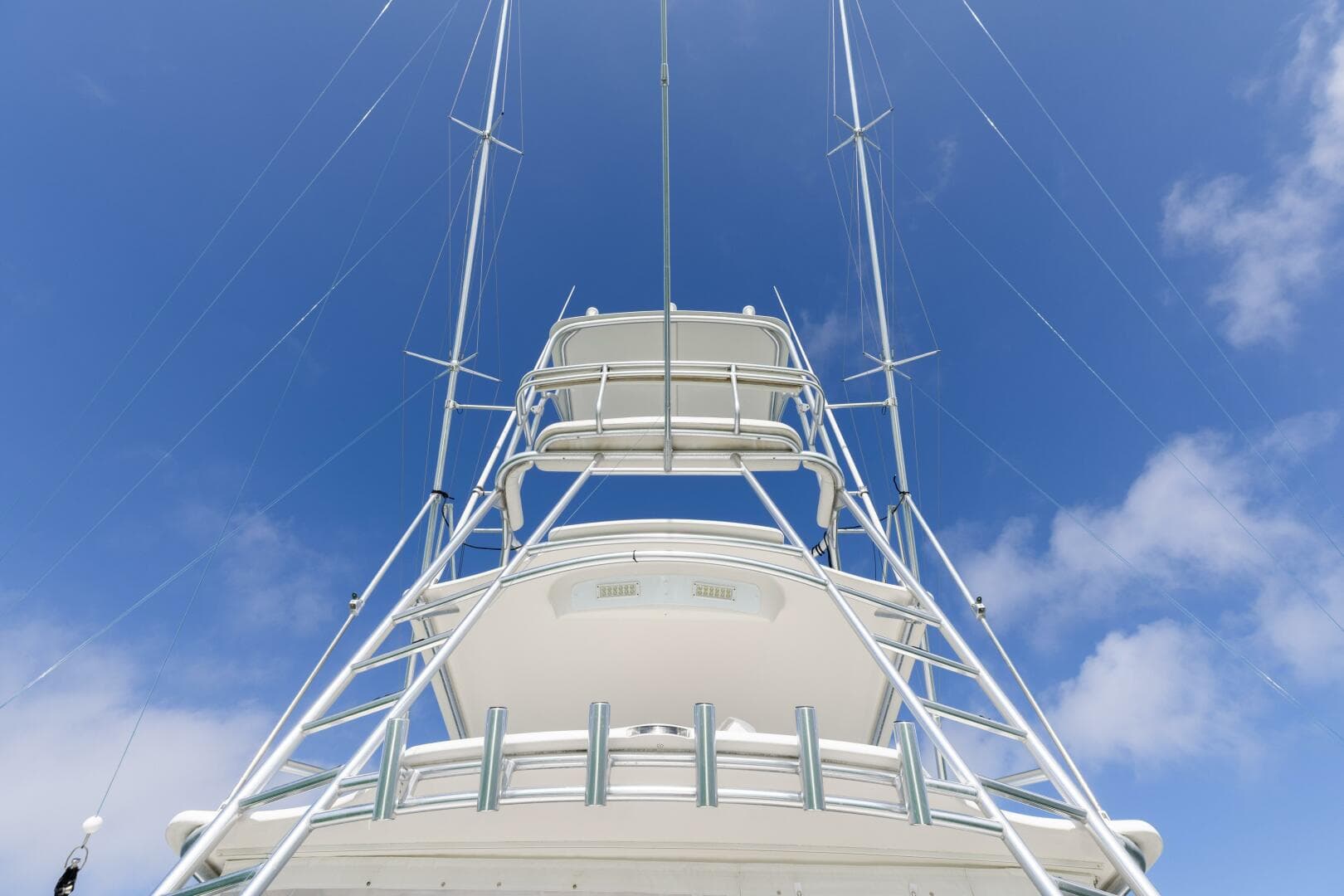 2008 Cabo 40 Express — photo 12