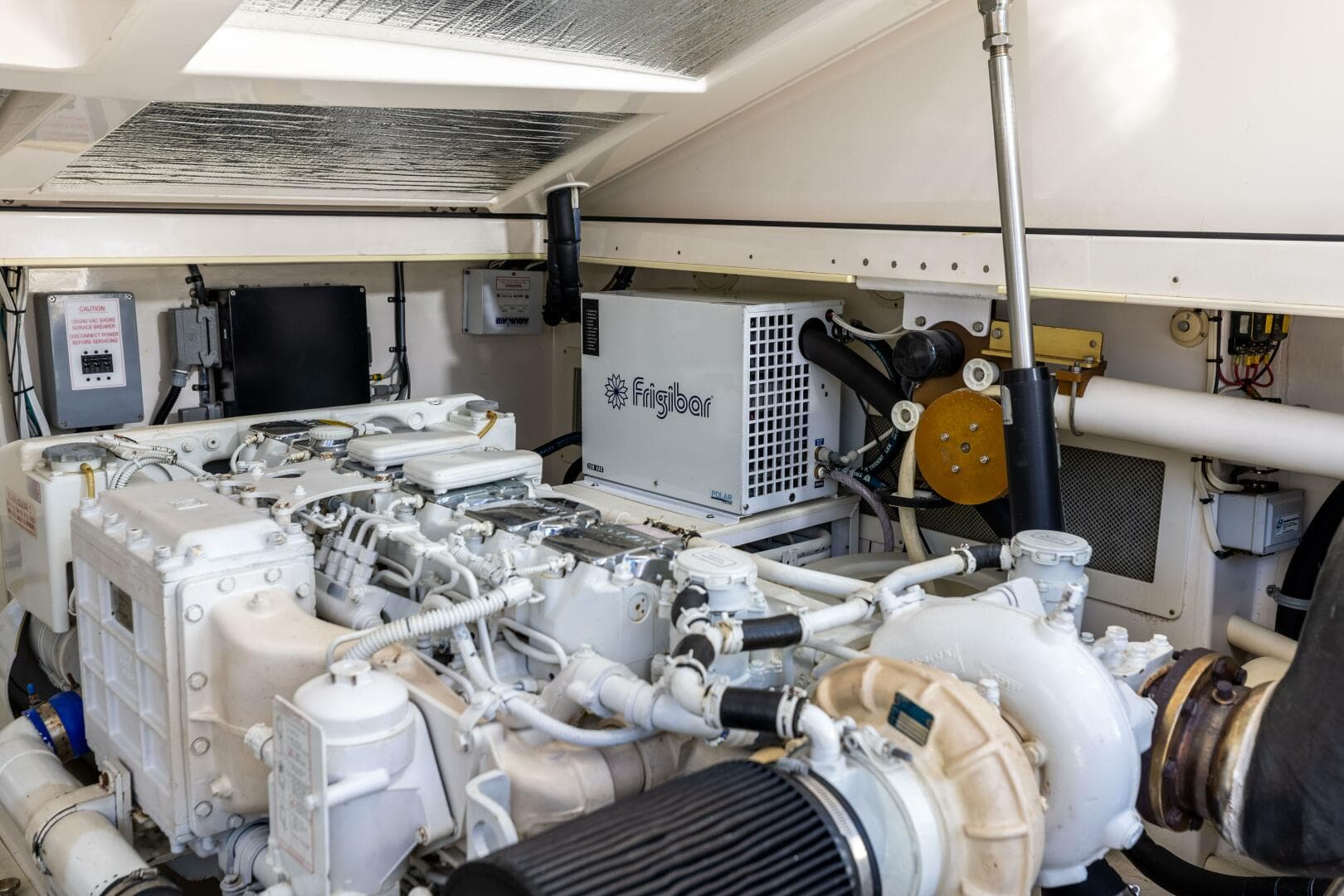 2008 Cabo 40 Express — photo 34