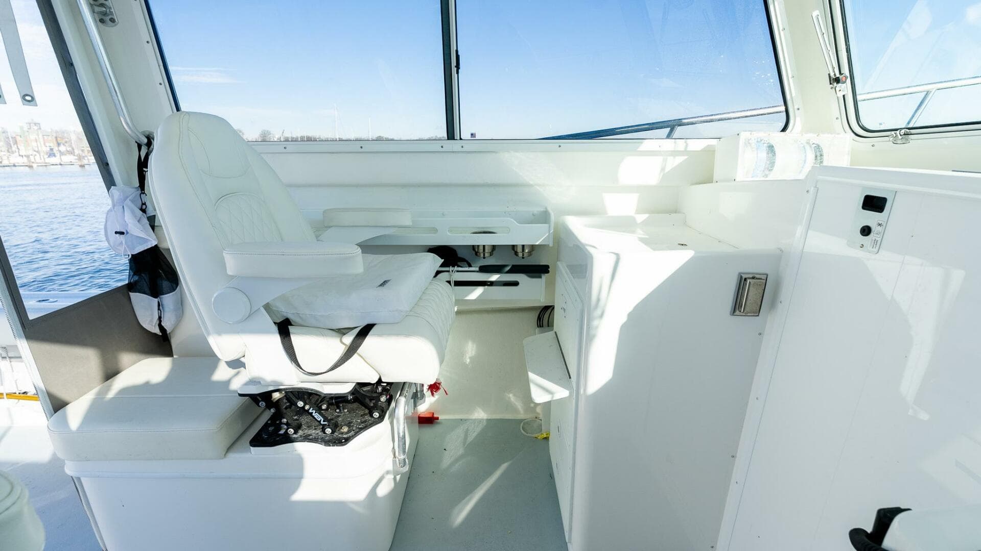 2024 Steiger Craft 31 Fisherman — photo 34