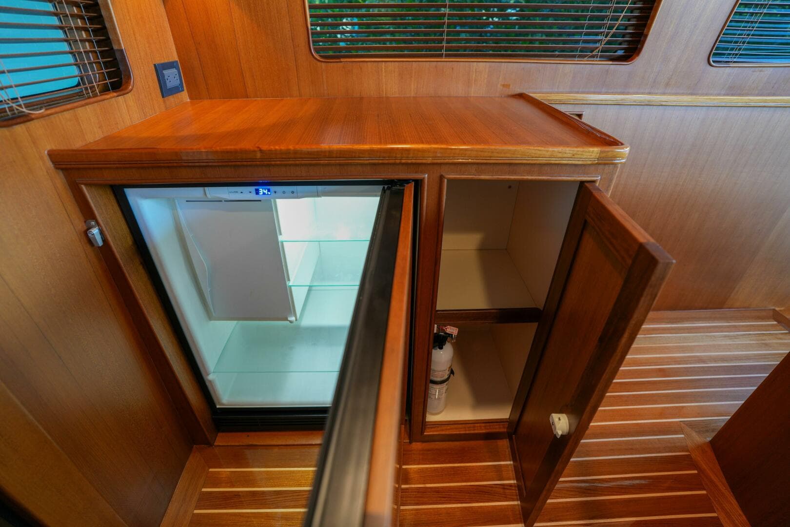 2025 Marlow Explorer 53E-Cb — photo 58