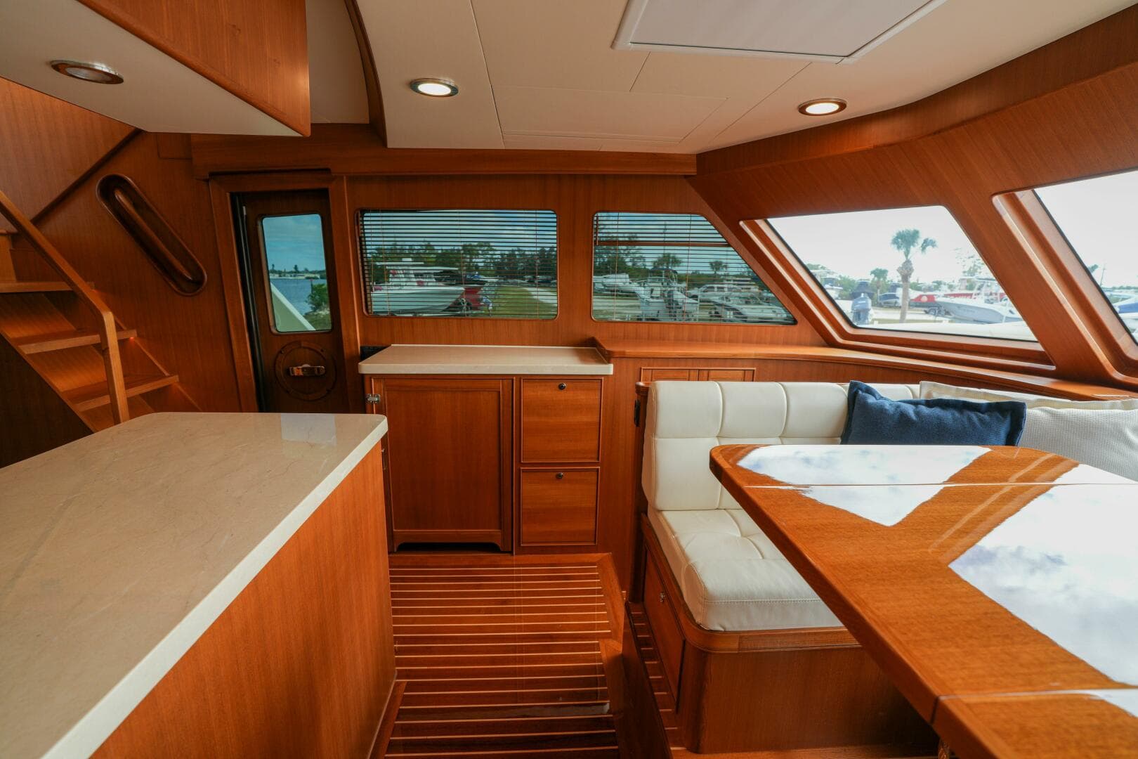 2025 Marlow Explorer 53E-Cb — photo 28