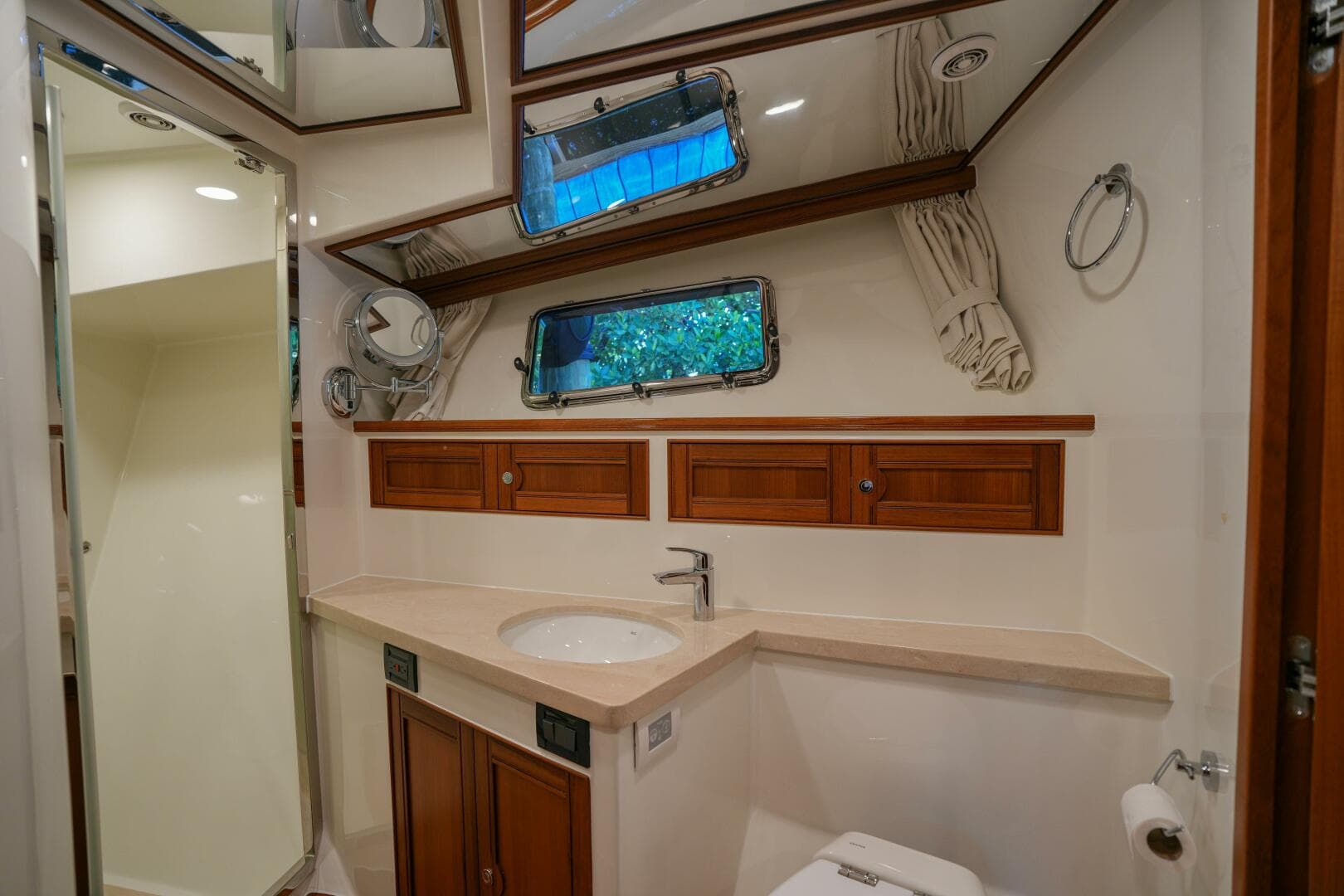 2025 Marlow Explorer 53E-Cb — photo 35