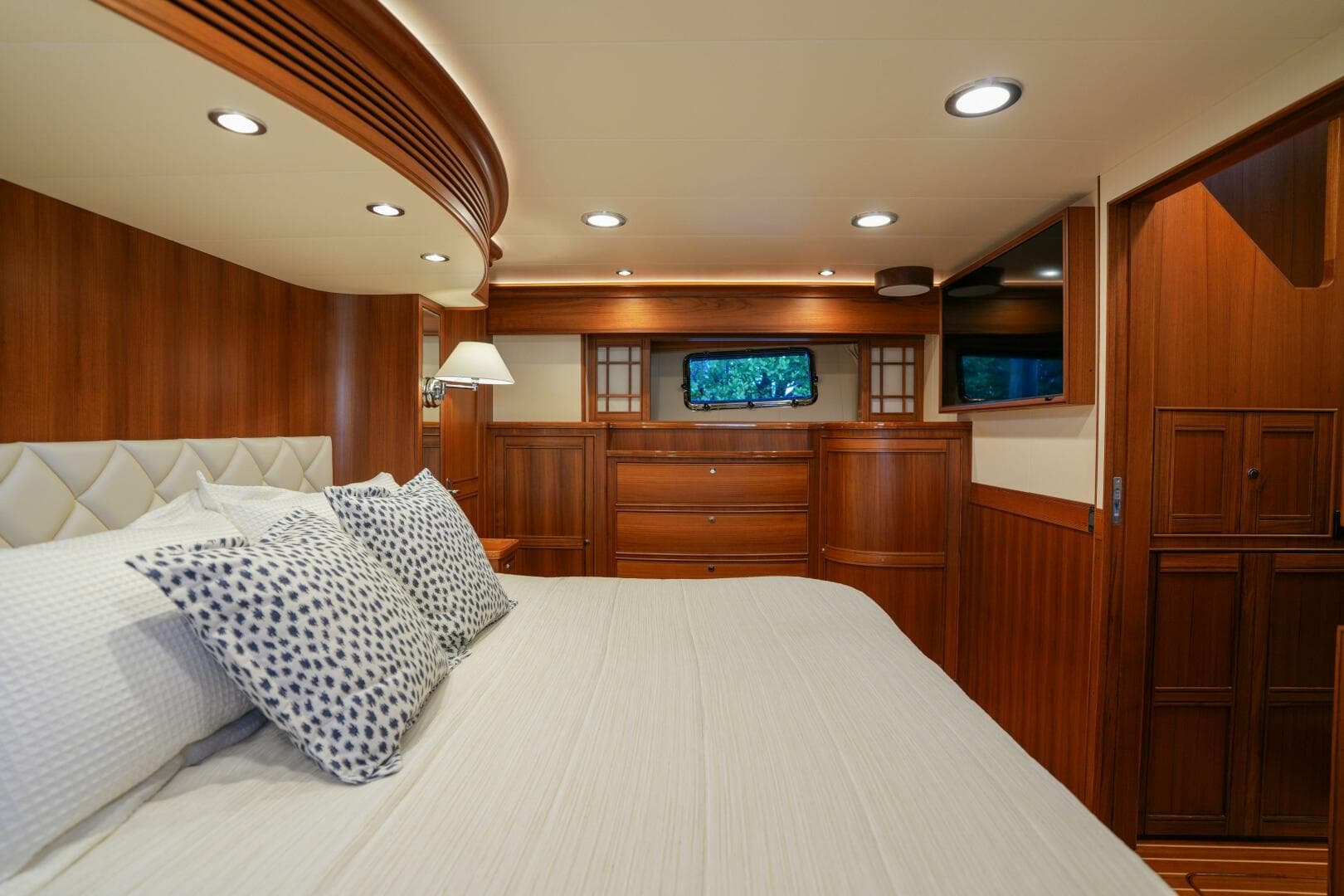 2025 Marlow Explorer 53E-Cb — photo 77