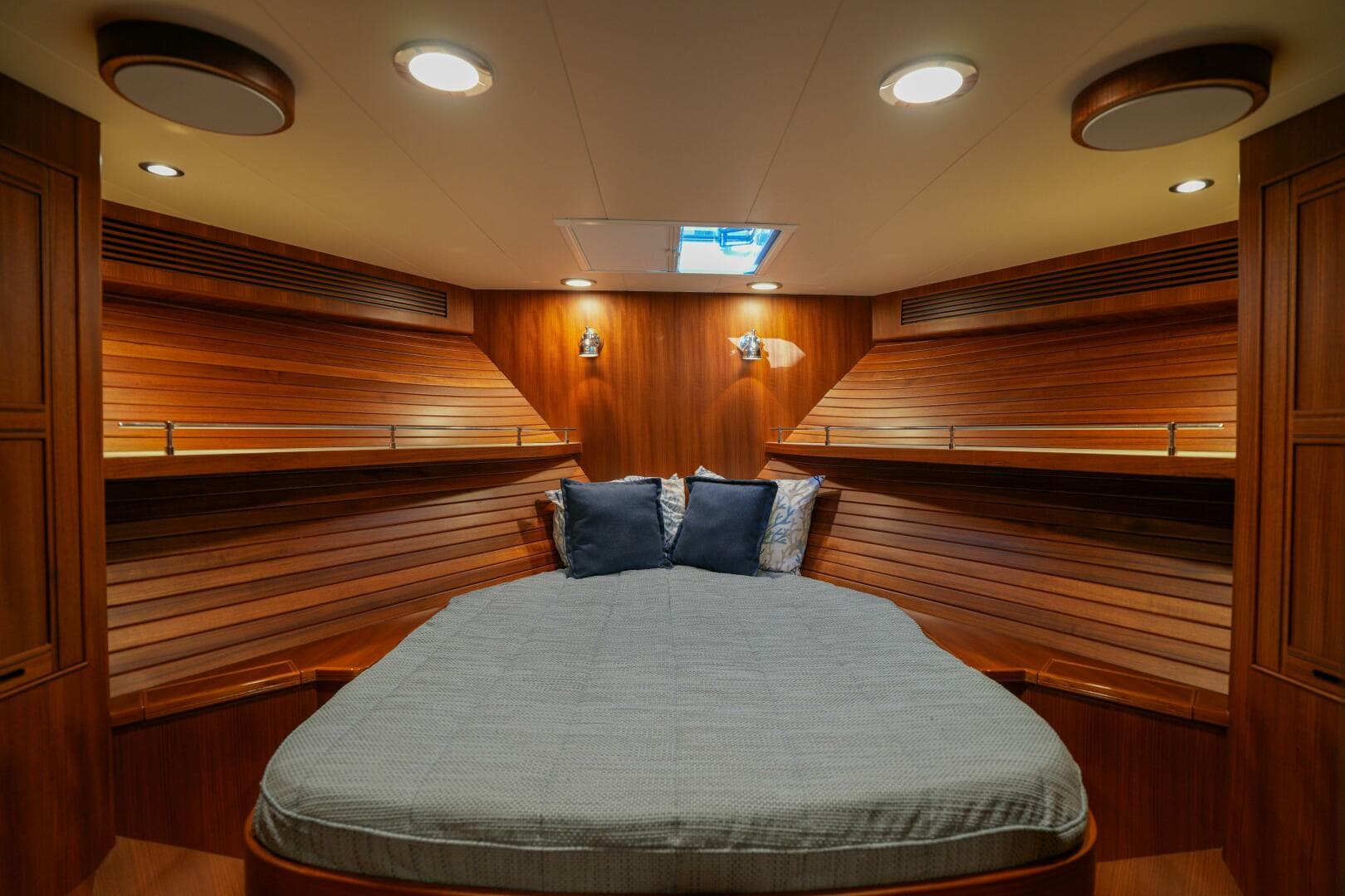 2025 Marlow Explorer 53E-Cb — photo 33