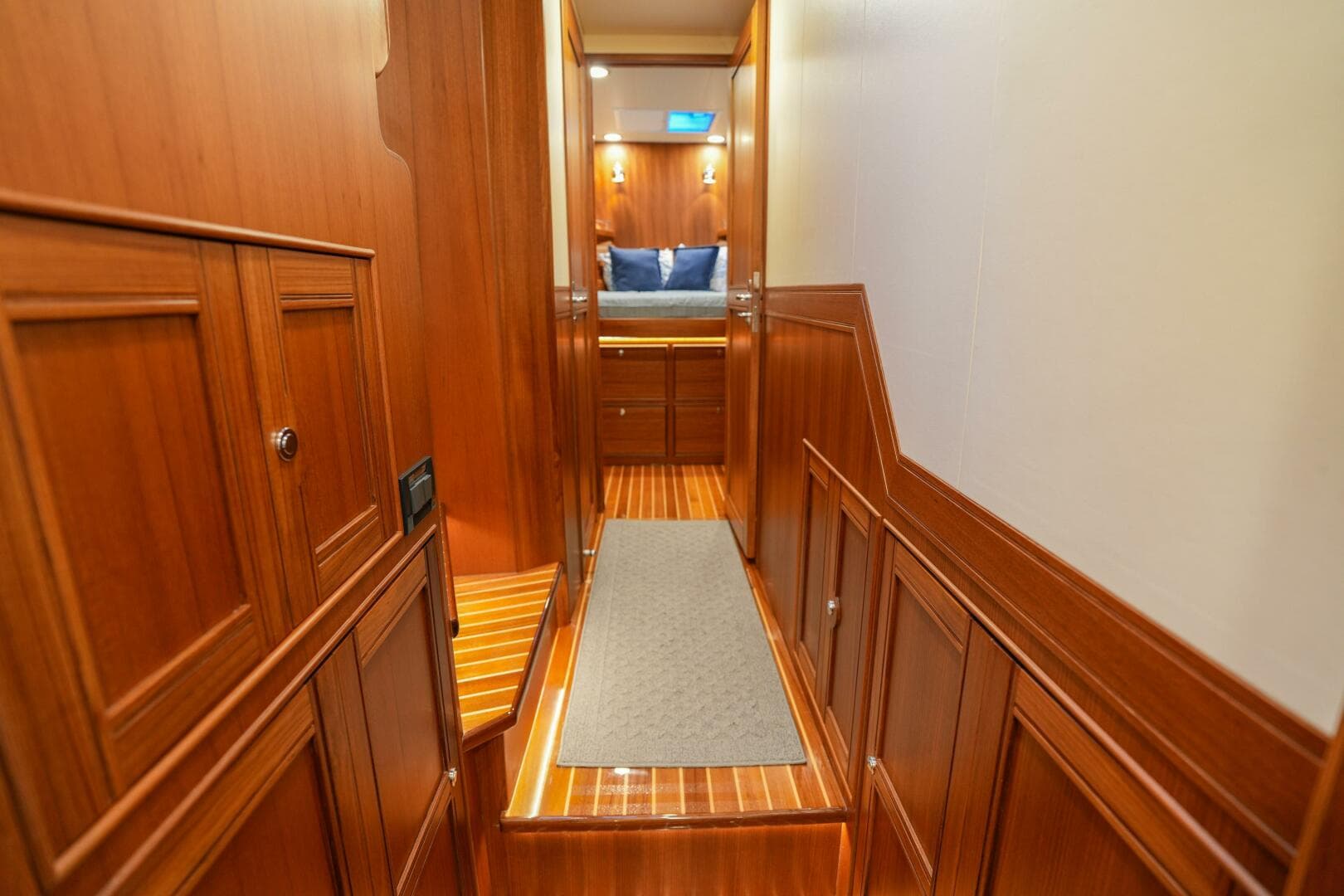 2025 Marlow Explorer 53E-Cb — photo 50