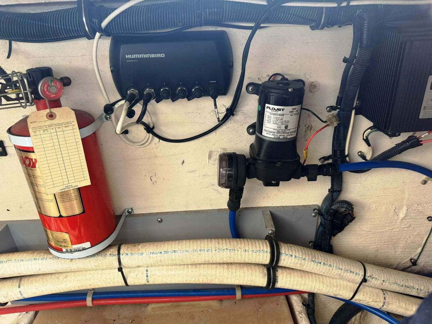 2002 Wellcraft Martinique 2600 — photo 32