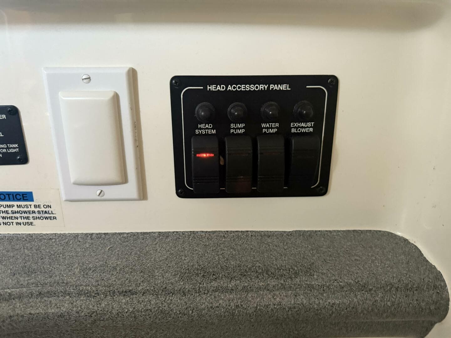 2002 Wellcraft Martinique 2600 — photo 23