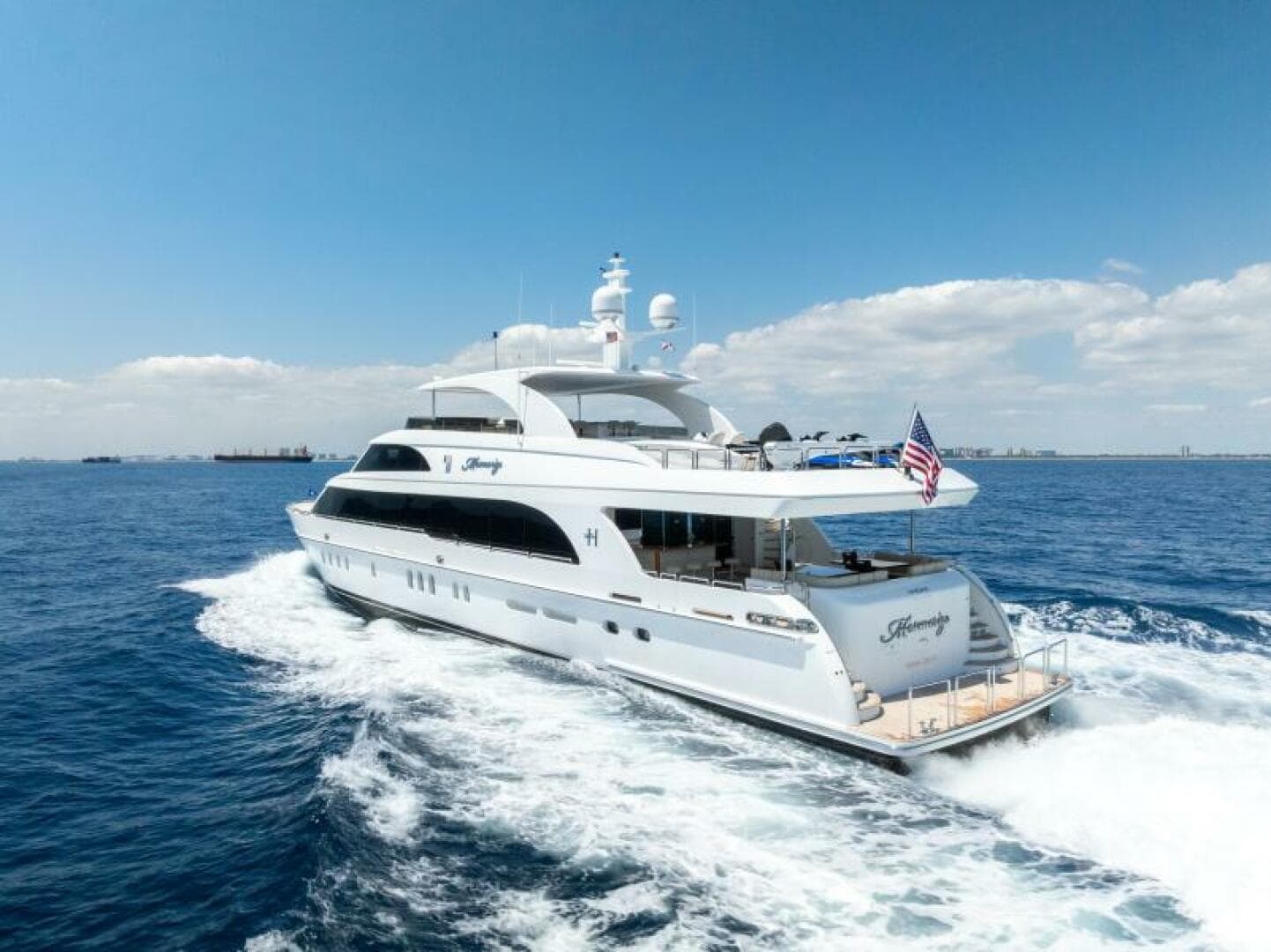 2013 Hargrave 125 Raised Pilothouse — photo 117