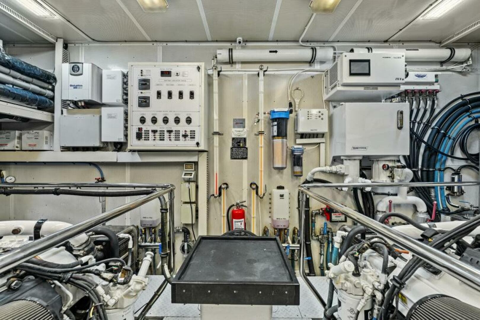 2013 Hargrave 125 Raised Pilothouse — photo 95