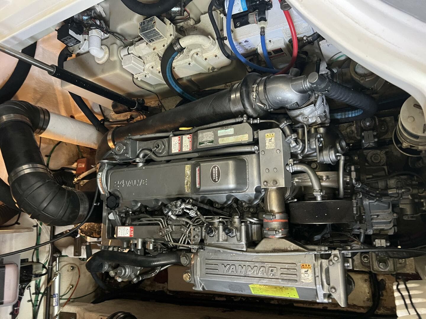 2006 Sea Ray Sundancer — photo 12