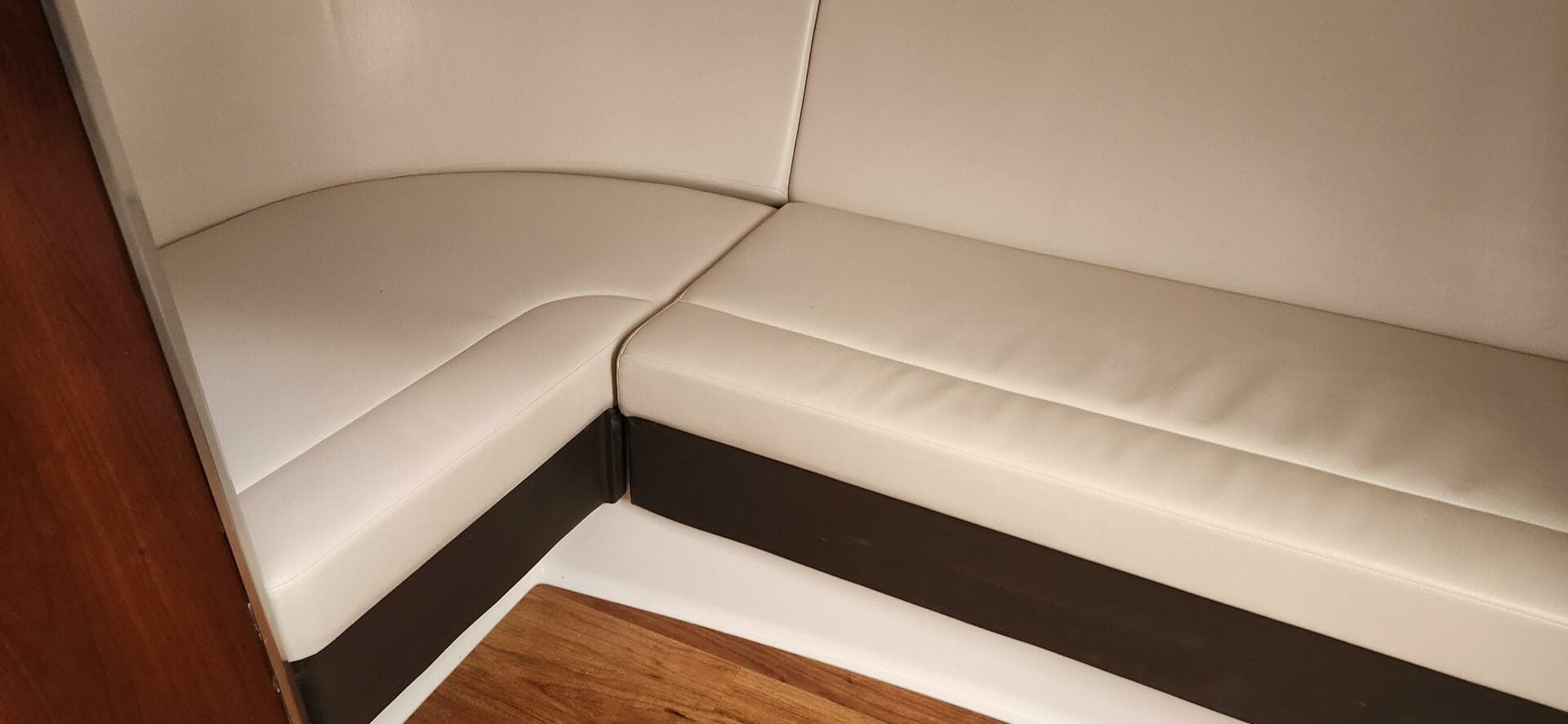 2023 Chaparral — photo 13