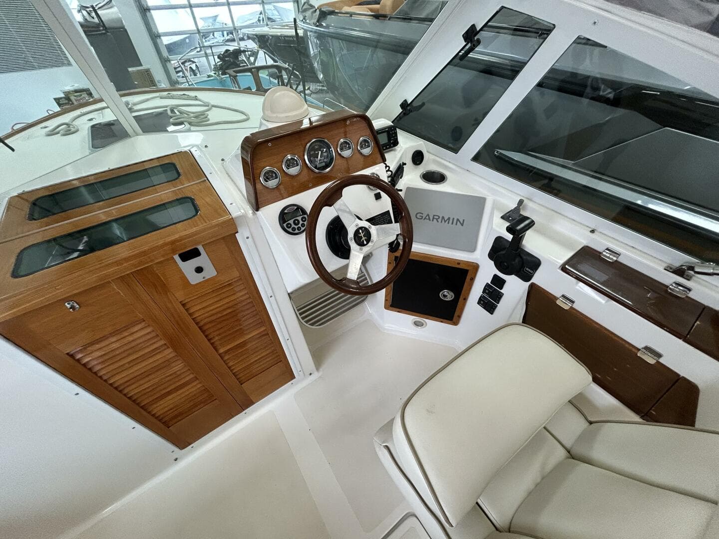 2007 Hunt Yachts Harrier 25 — photo 14