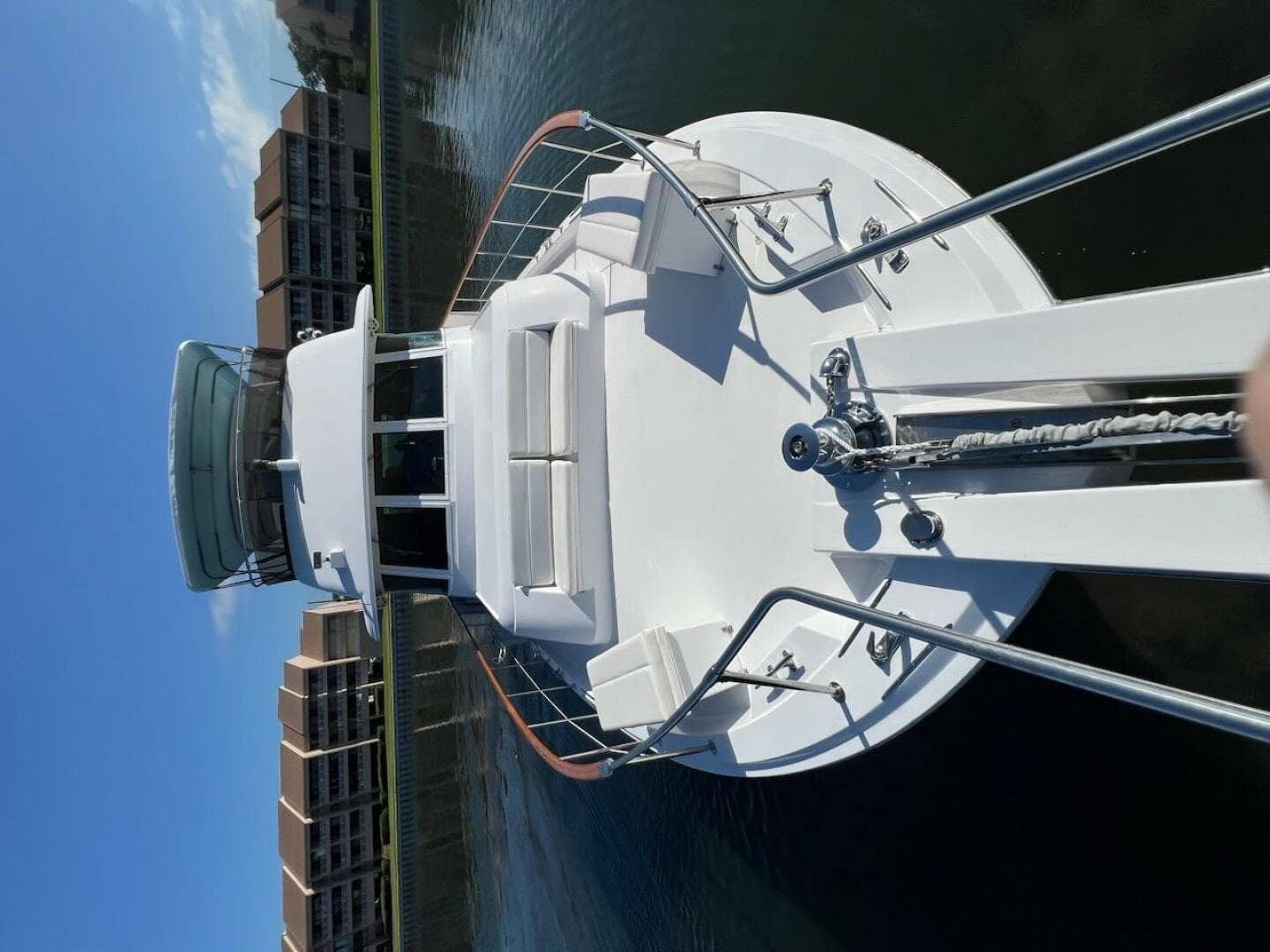 1985 Hatteras Motor Yacht — photo 21